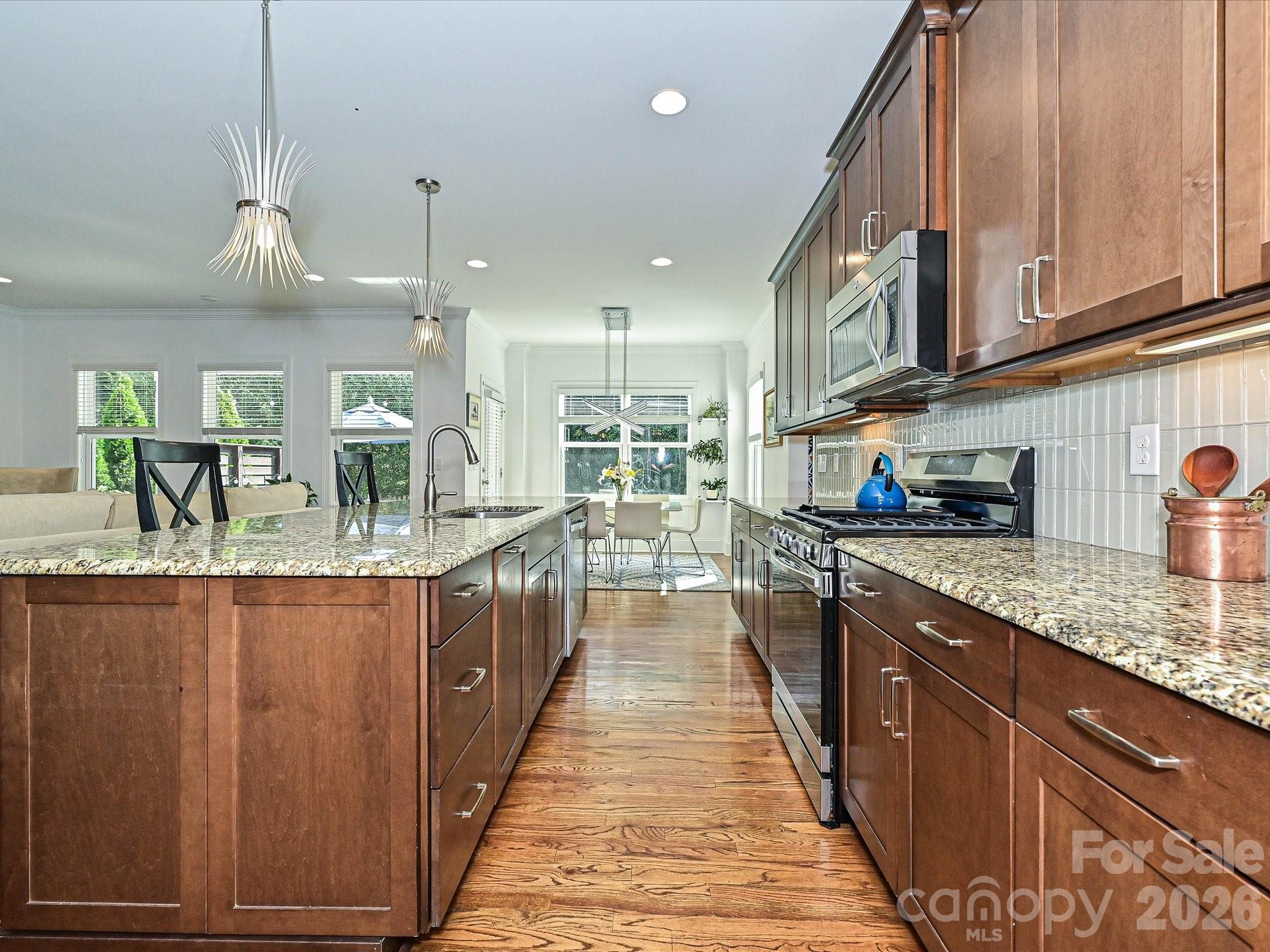 20032 Northport Drive Property Photo 7