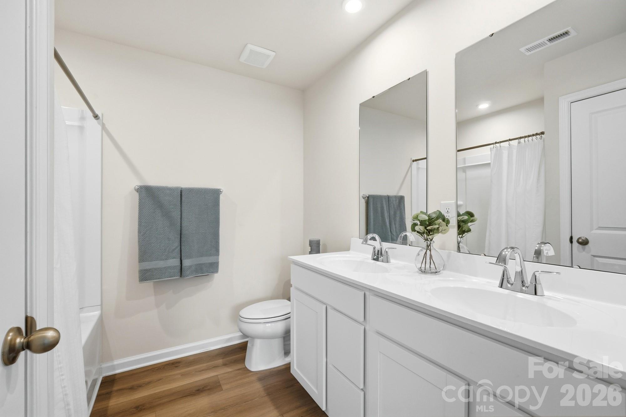 2037 Stephens Farm Drive Property Photo 19
