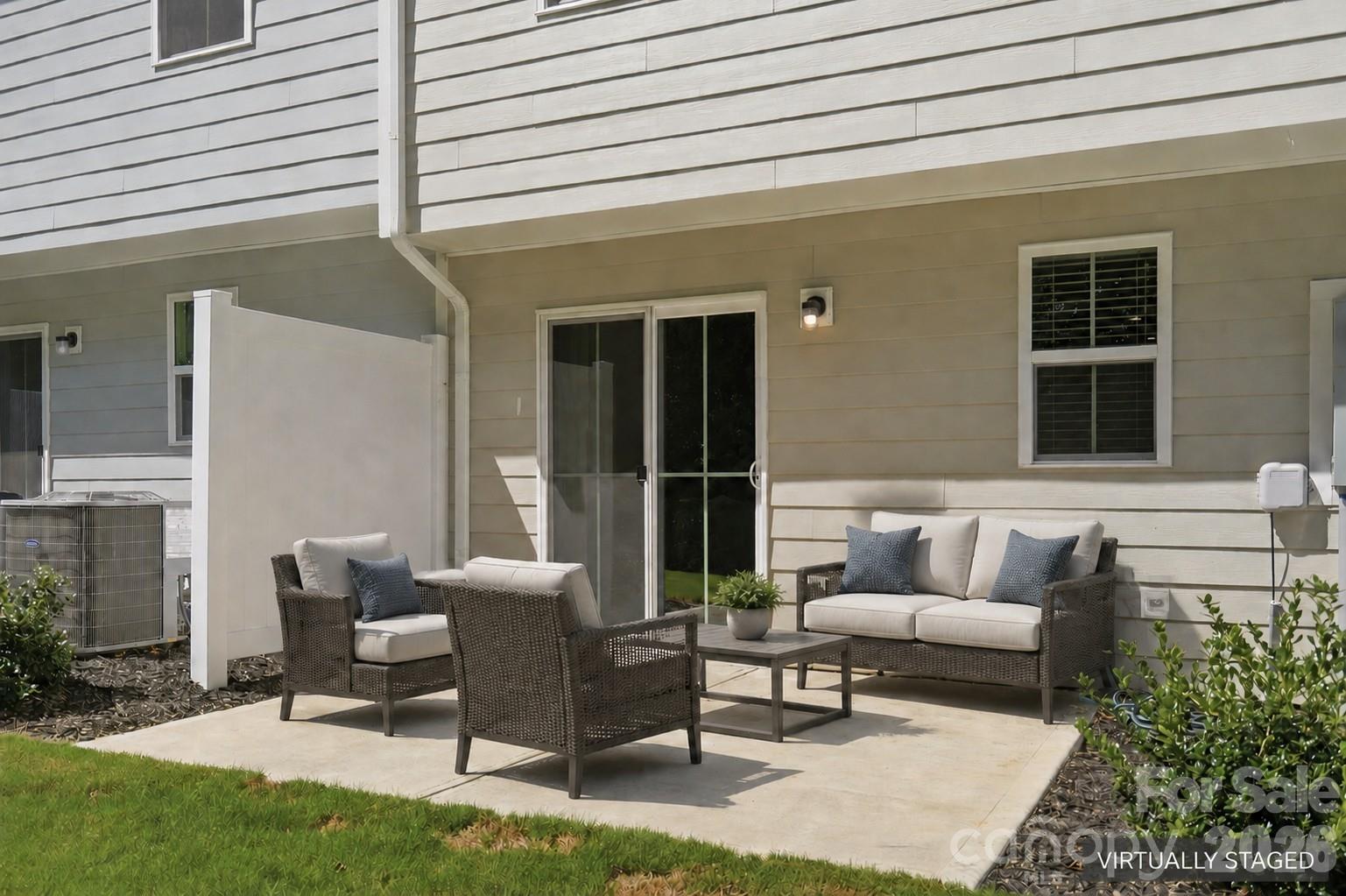2037 Stephens Farm Drive Property Photo 28