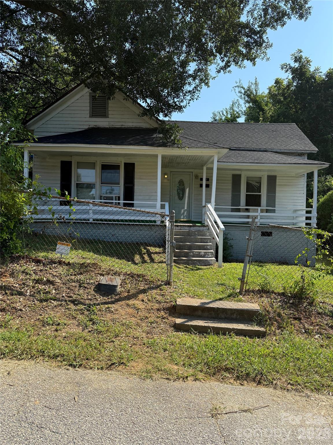 953 14th Street Property Photo 1