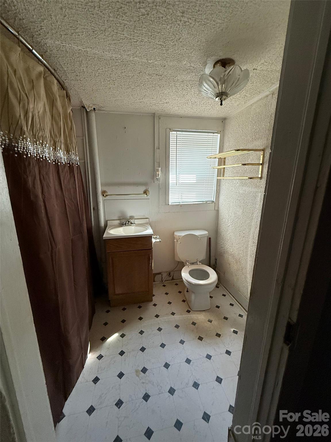 953 14th Street Property Photo 7