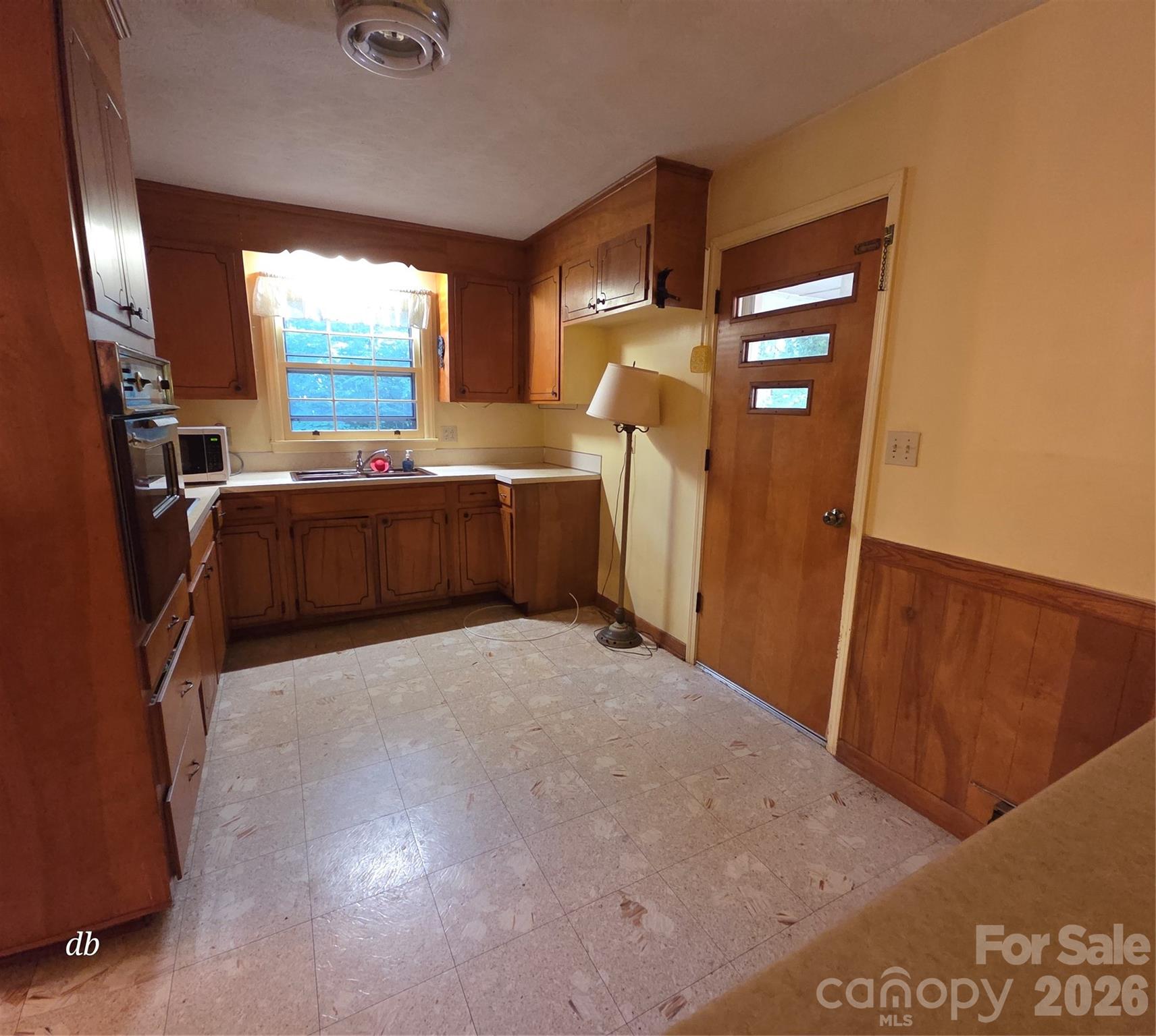 110 Delmar Road Property Photo 9