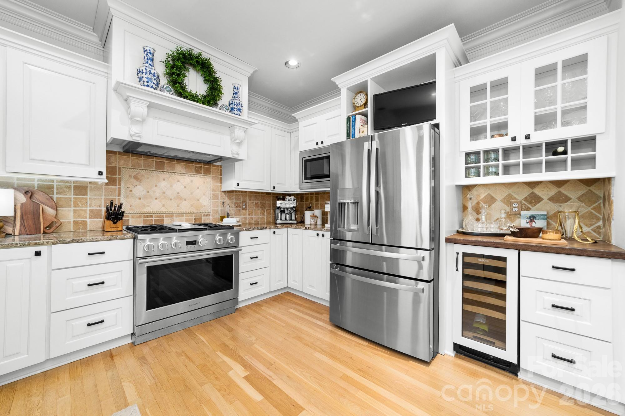 21300 Blakely Shores Drive Property Photo 12
