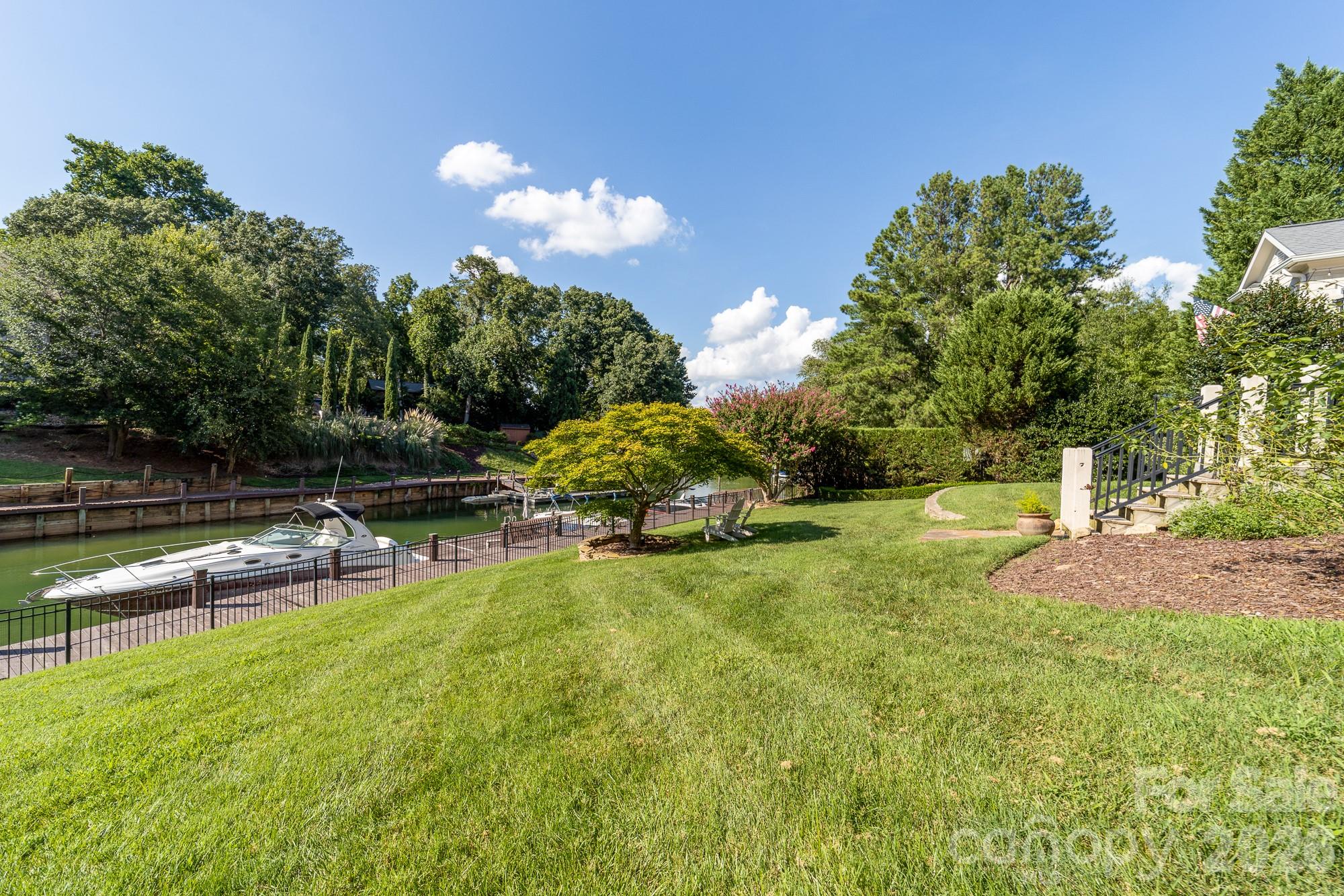 21300 Blakely Shores Drive Property Photo 33