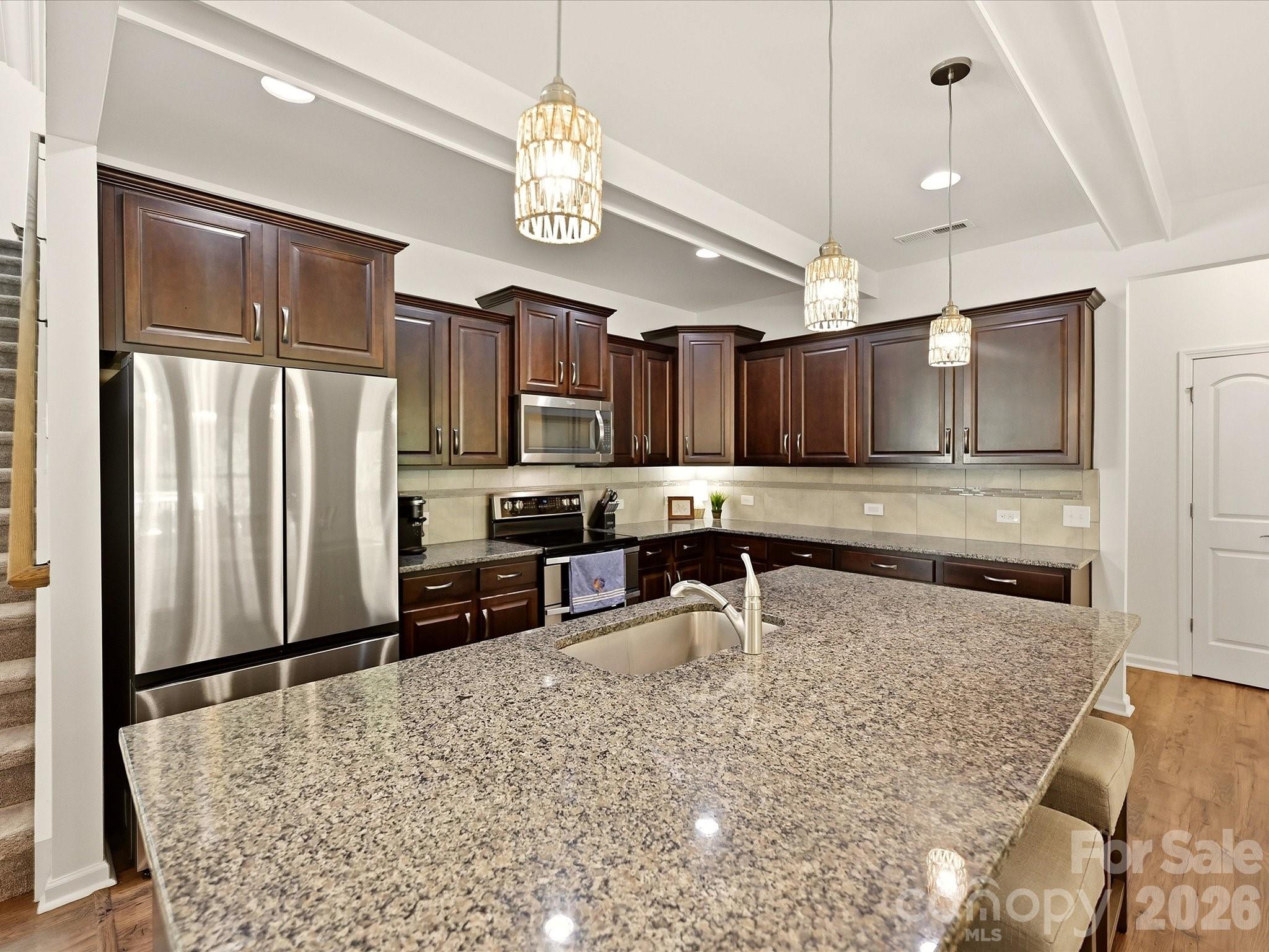 1104 Bassett Way Property Photo 1