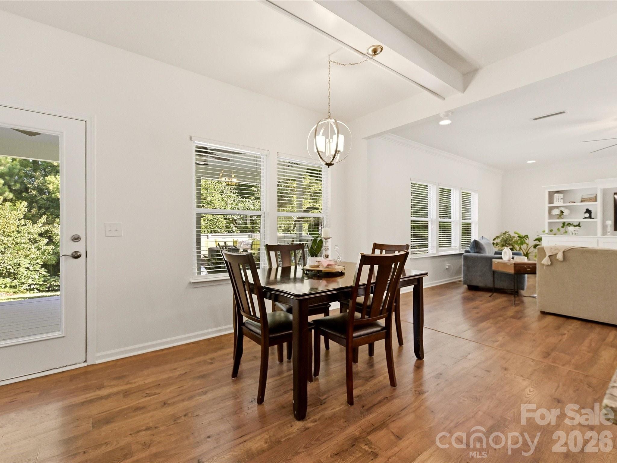 1104 Bassett Way Property Photo 13