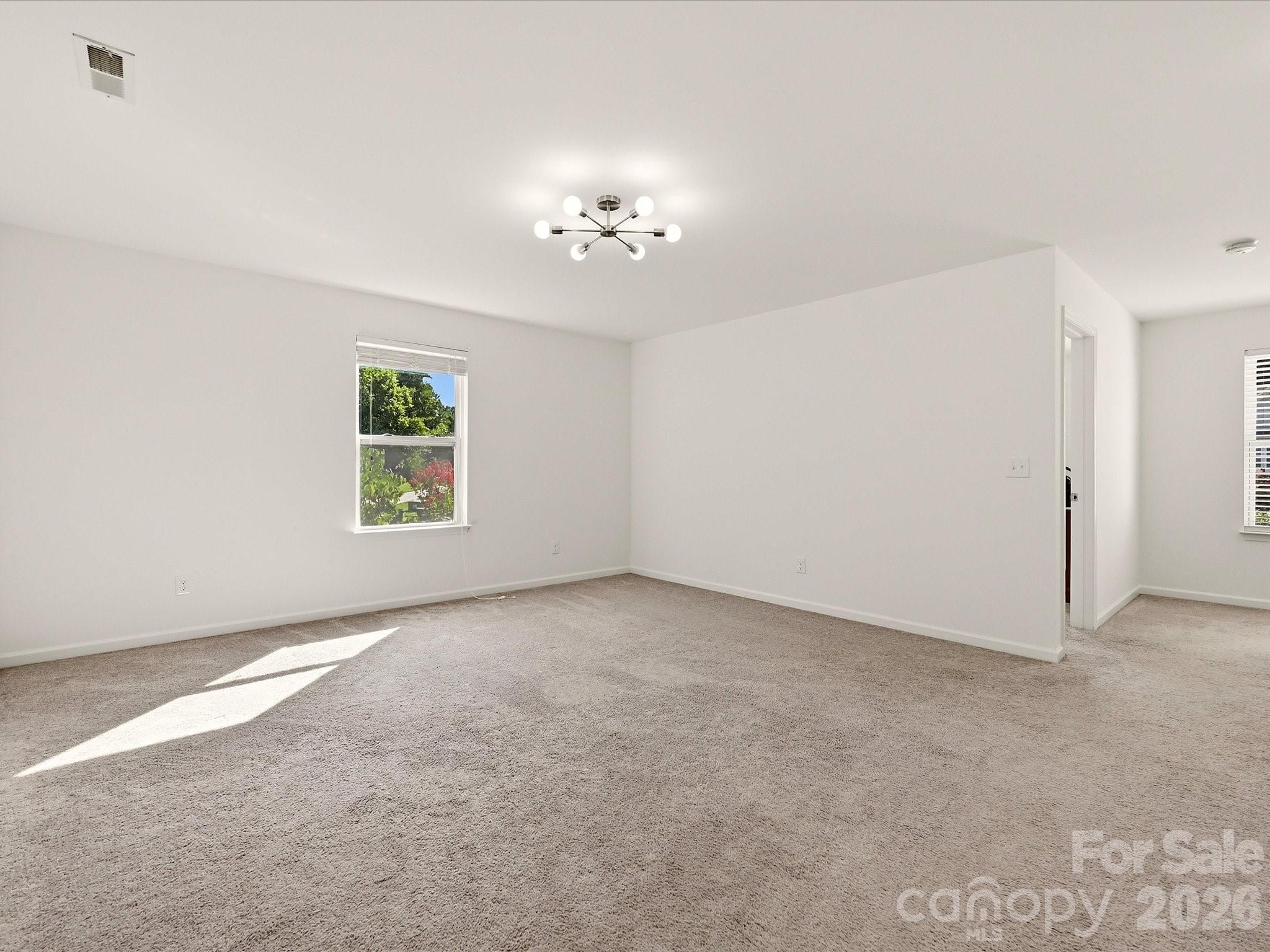 1104 Bassett Way Property Photo 17
