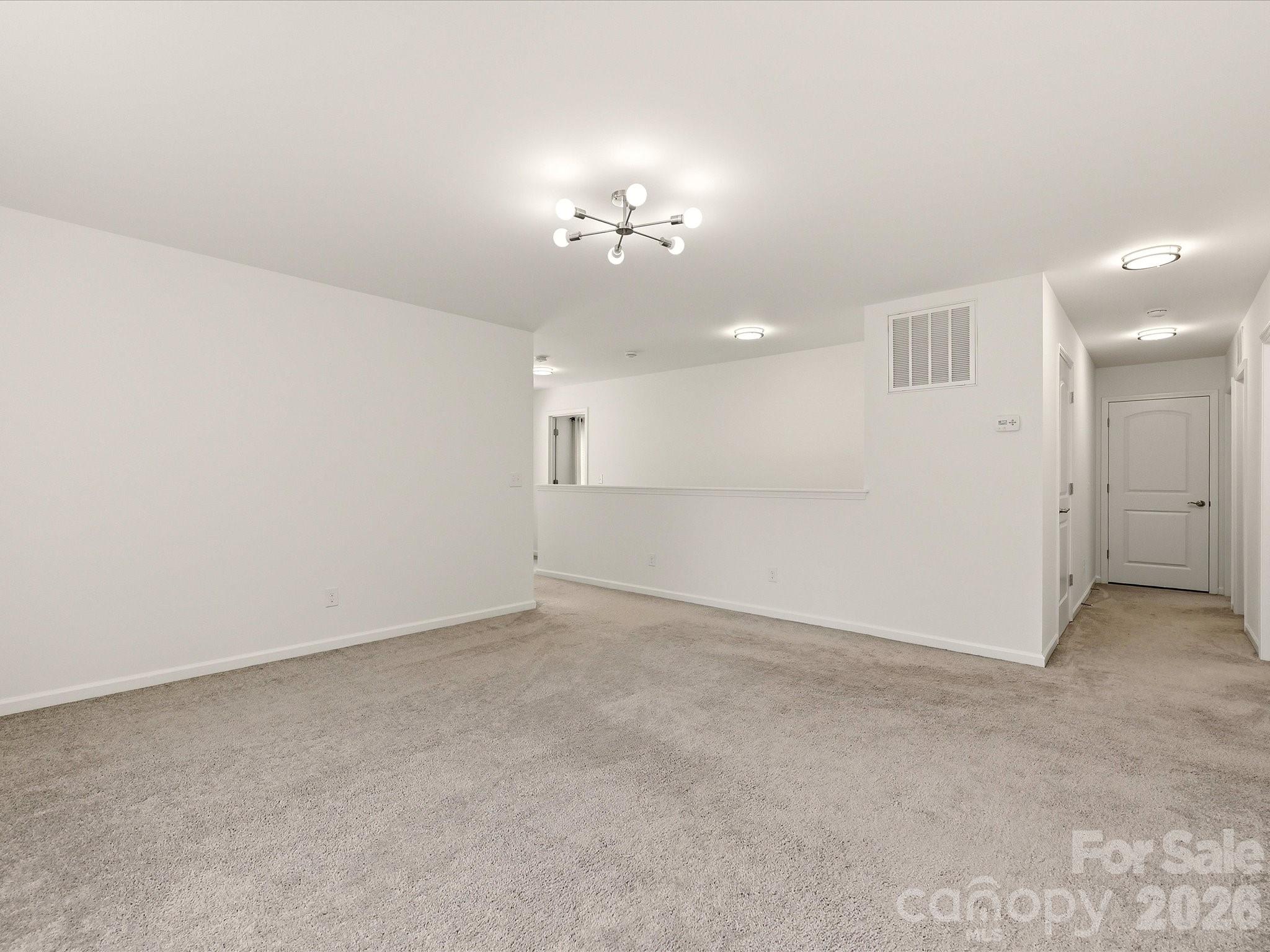 1104 Bassett Way Property Photo 18