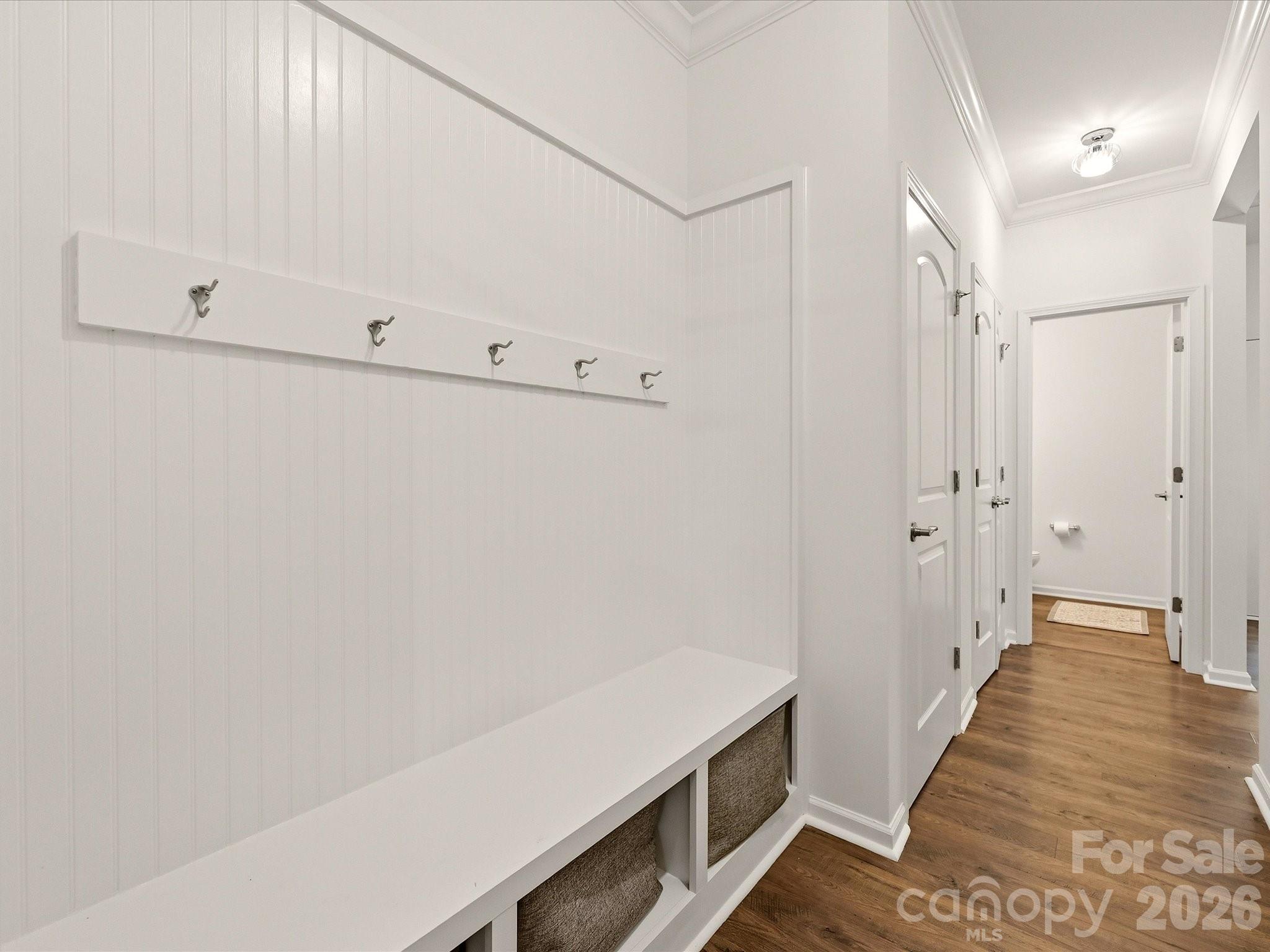 1104 Bassett Way Property Photo 28