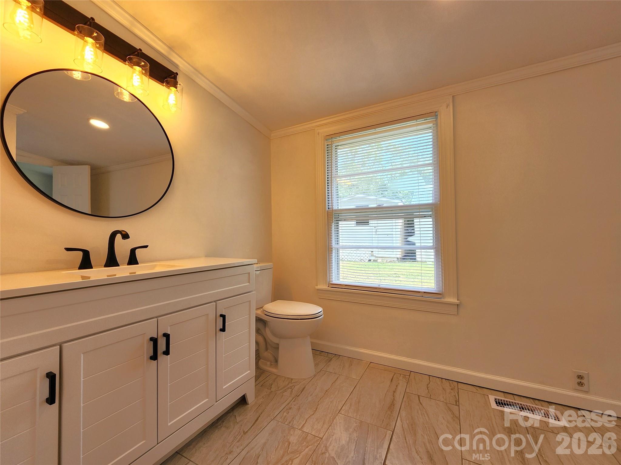 1208 N Juniper Avenue Property Photo 13