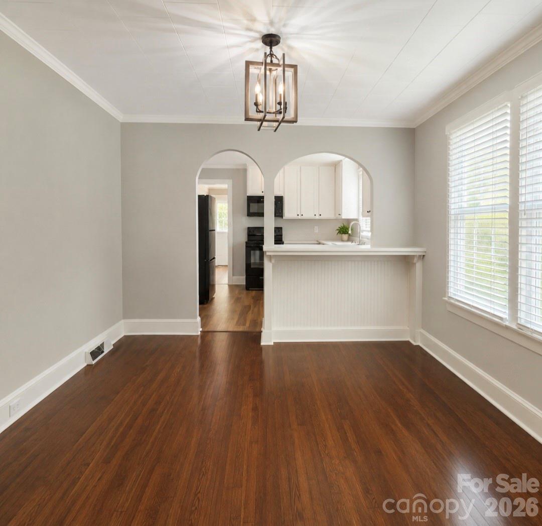 602 Evelyn Avenue Property Photo 8