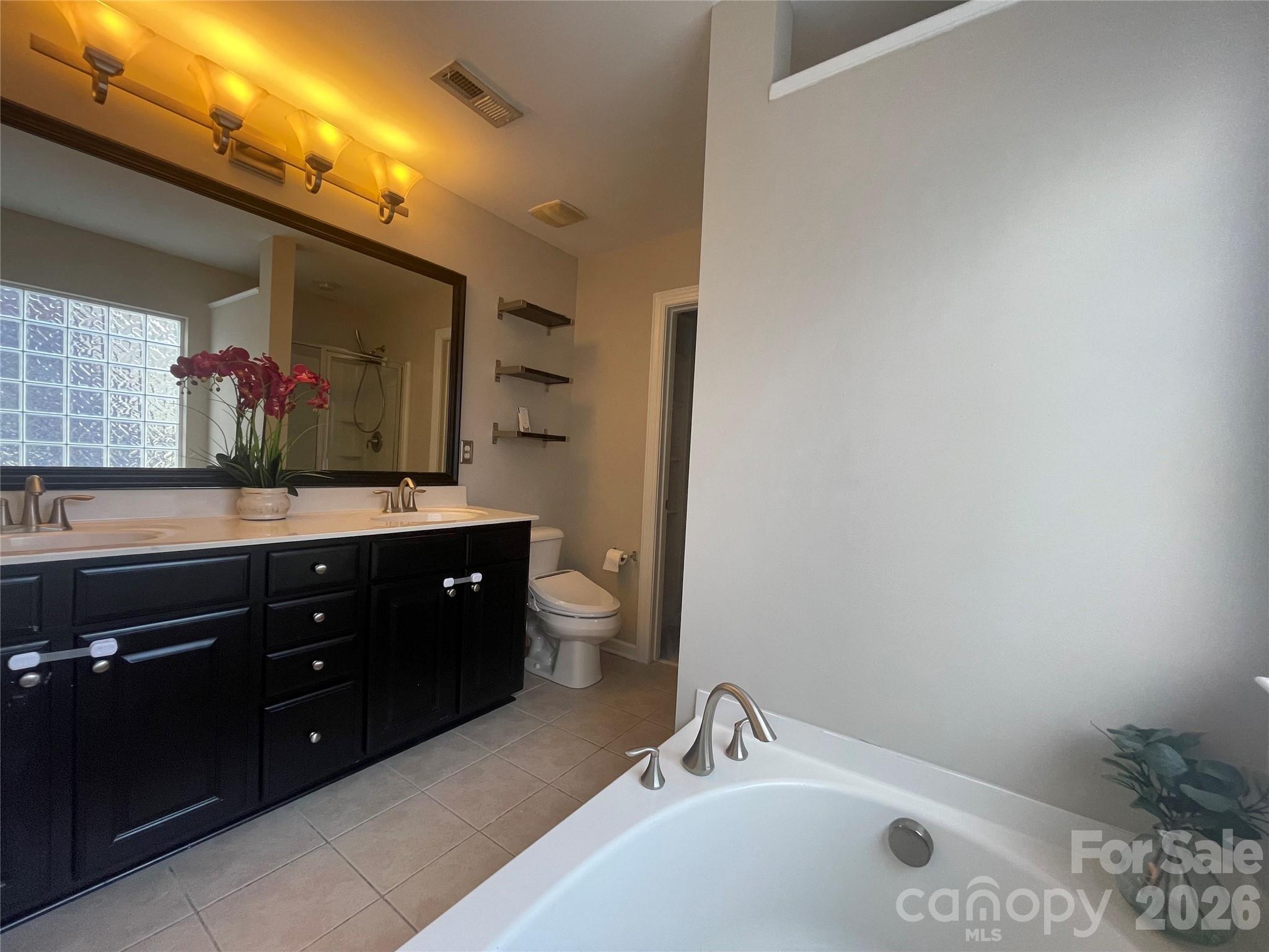 12220 Red Rust Lane Property Photo 5