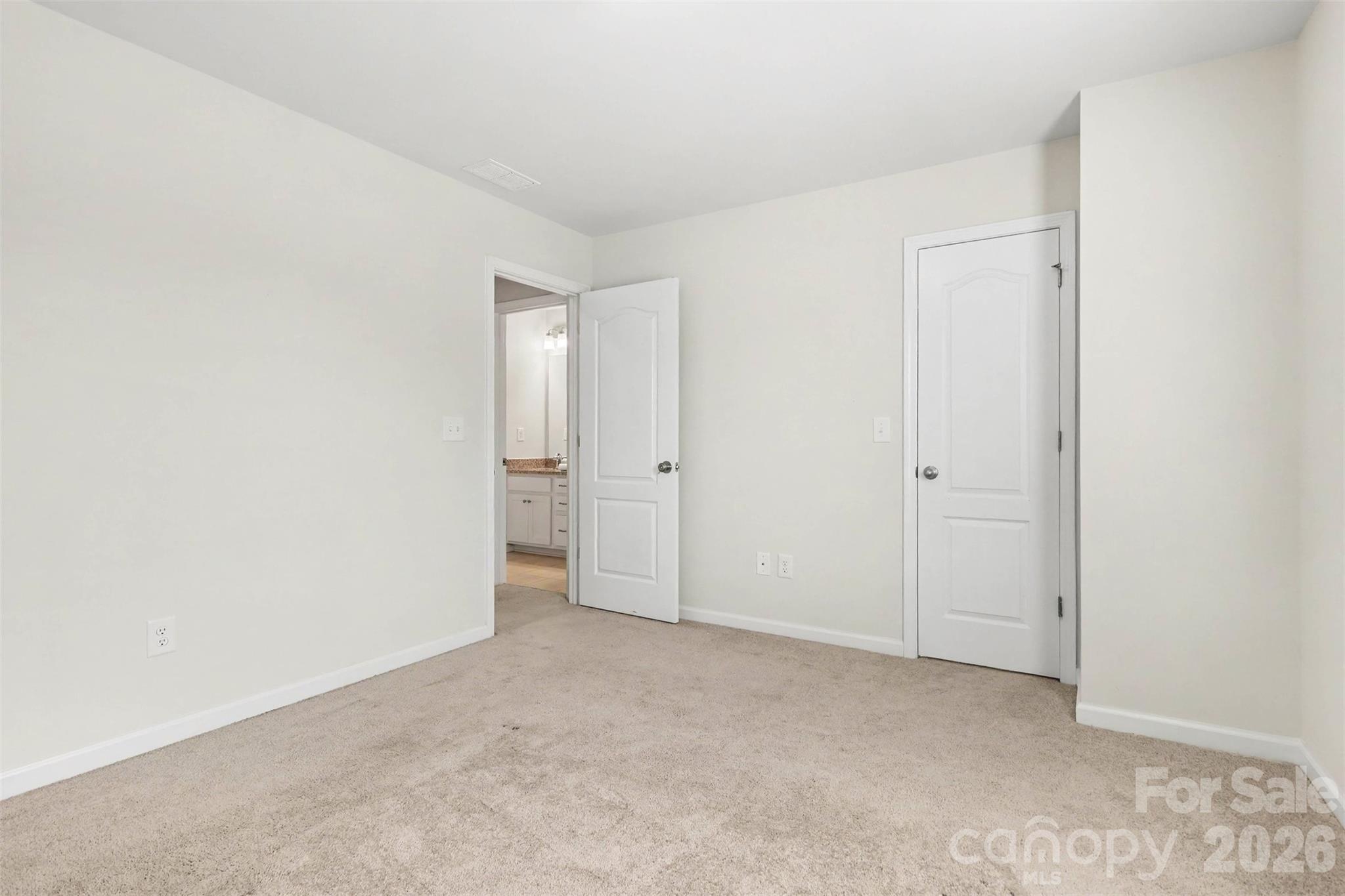 16823 Cozy Cove Road Property Photo 22