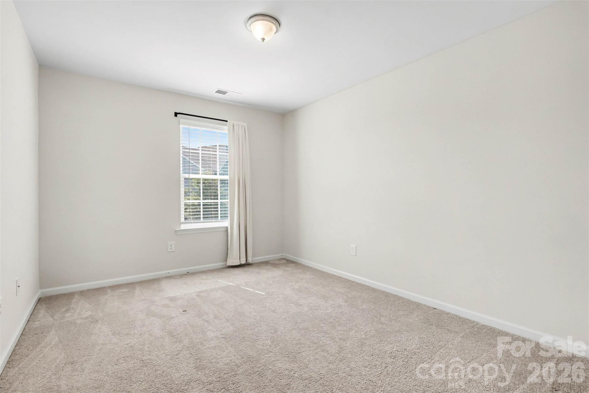 16823 Cozy Cove Road Property Photo 23