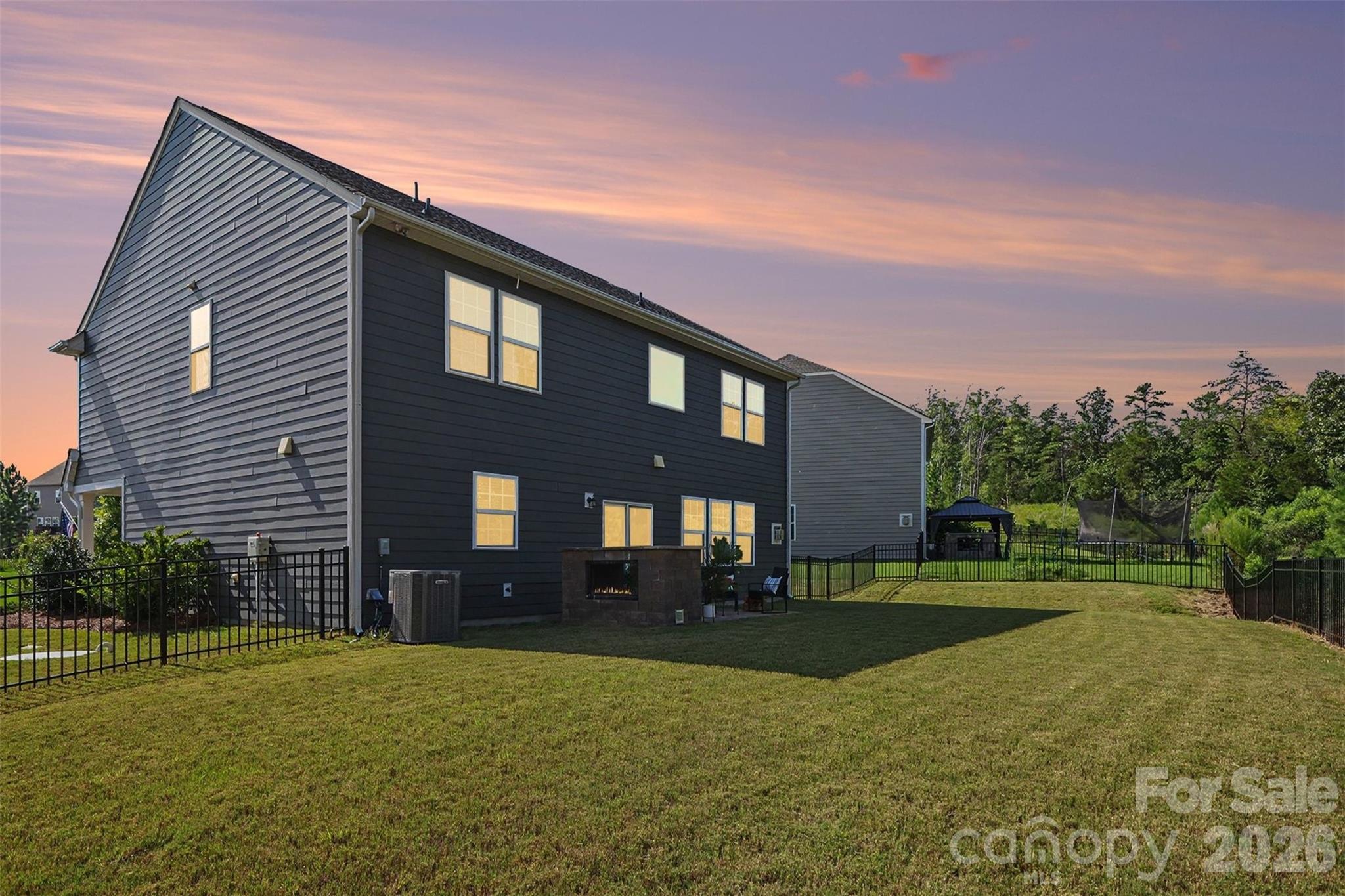 16823 Cozy Cove Road Property Photo 32