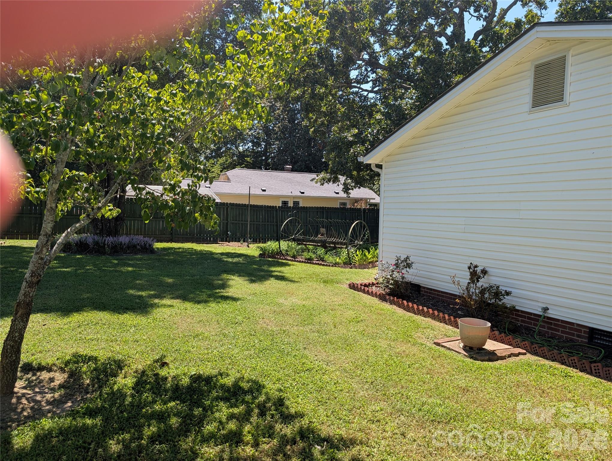406 N Kimmons Street Property Photo 7