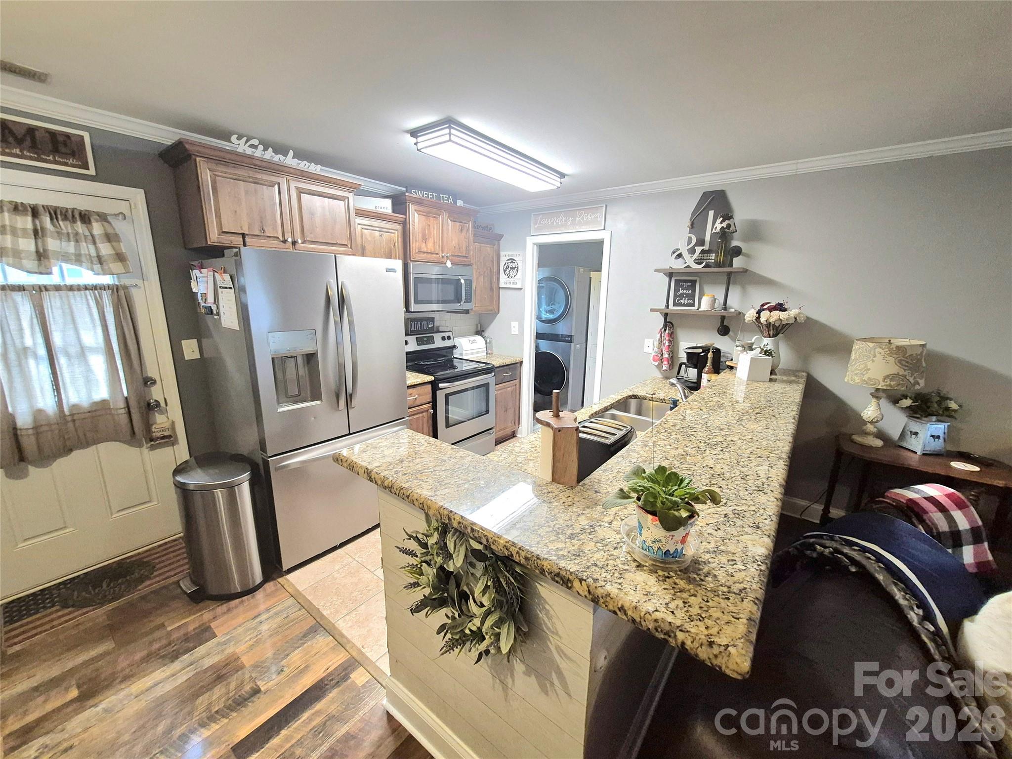 1637 Riverview Road Property Photo 9