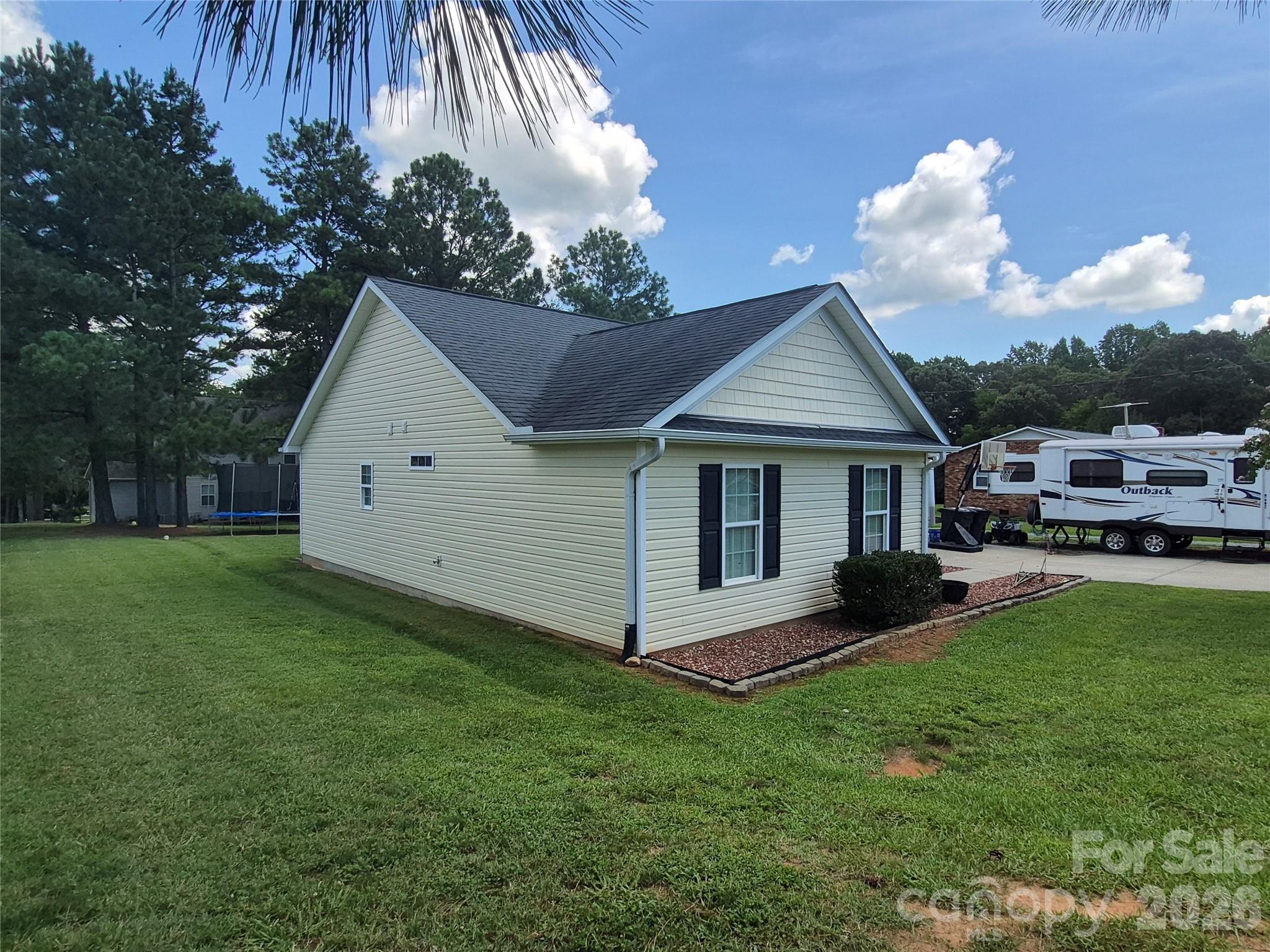 1637 Riverview Road Property Photo 25