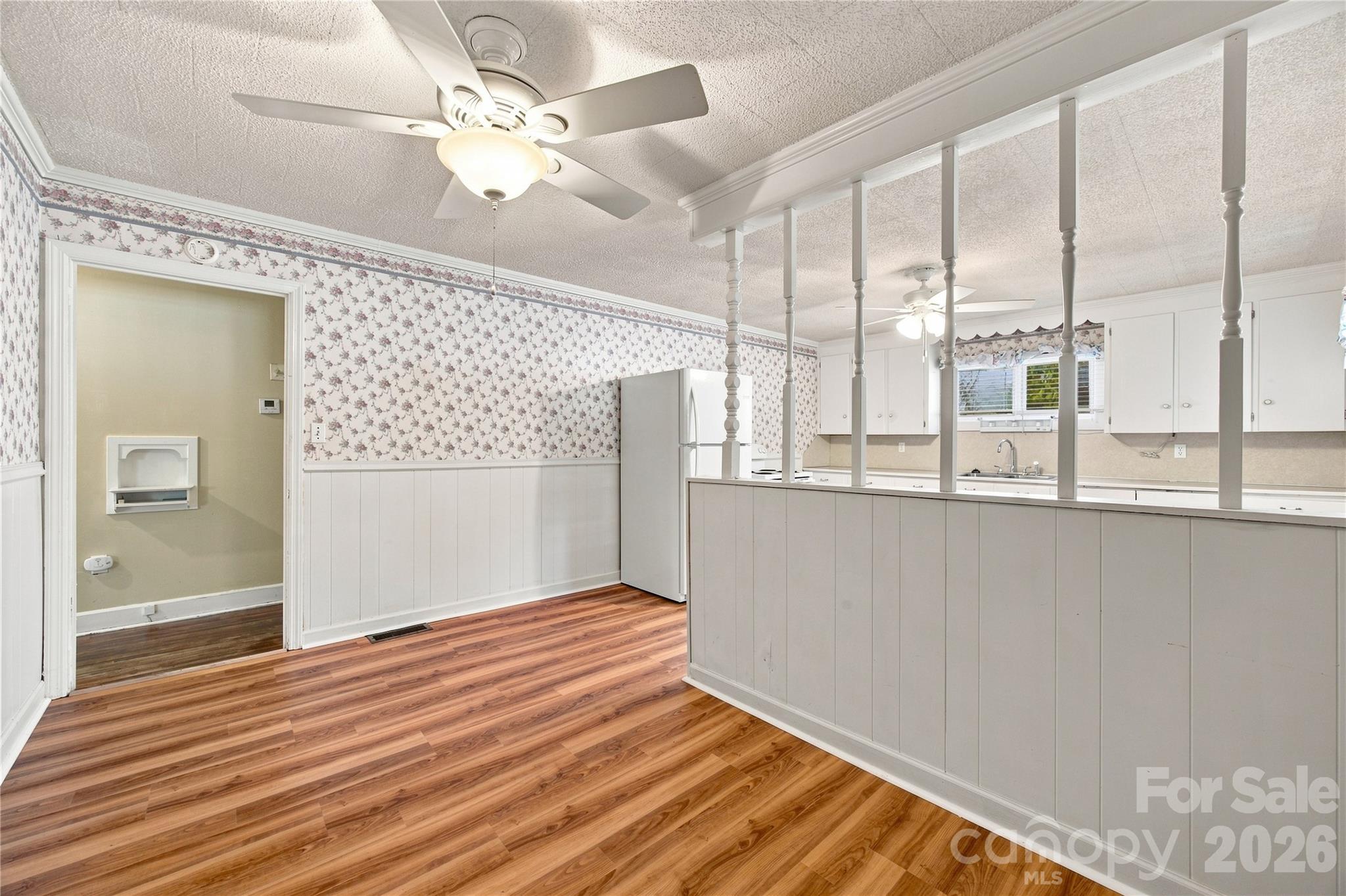 2424 Griffith Road Property Photo 15