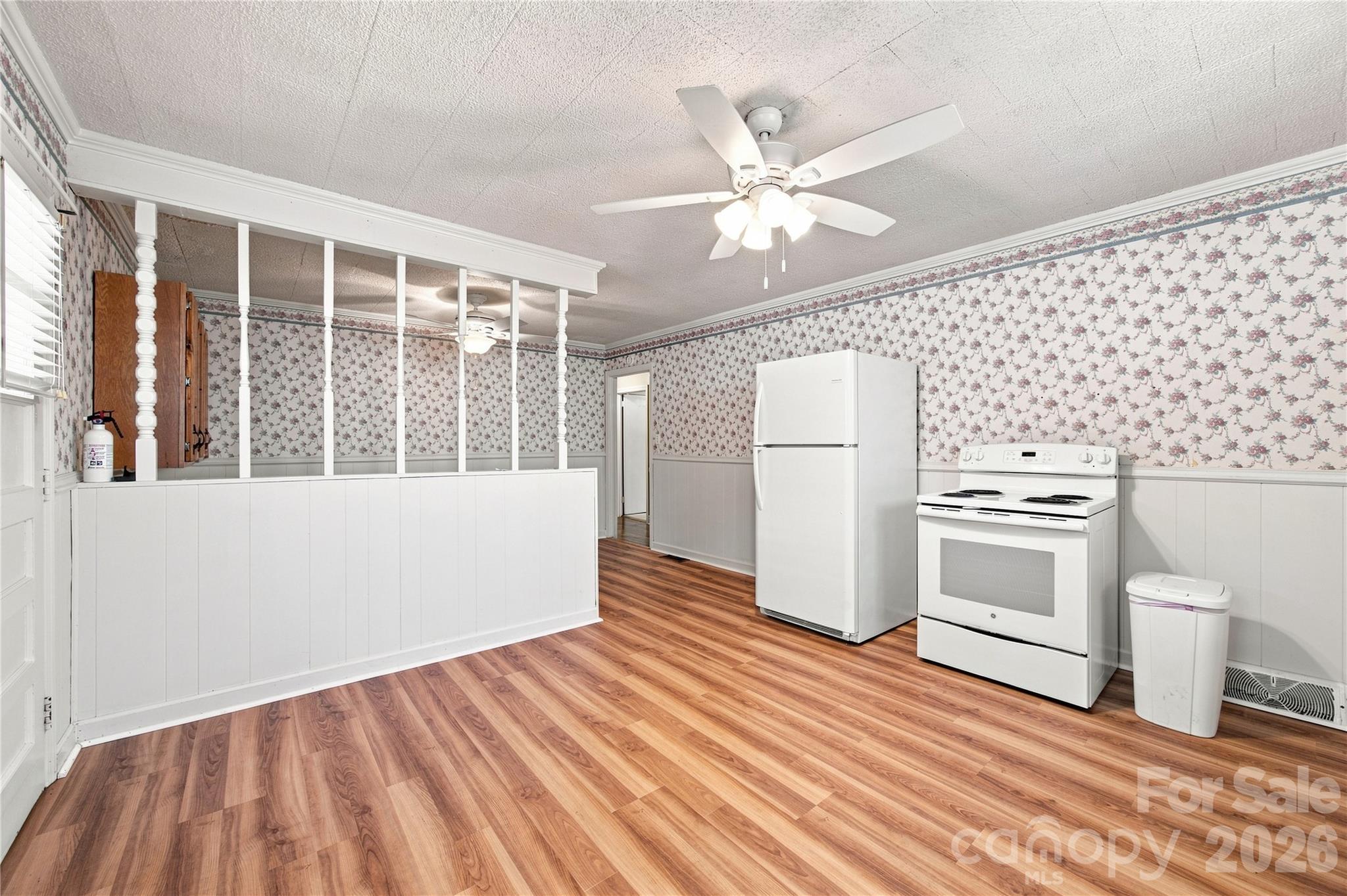 2424 Griffith Road Property Photo 18
