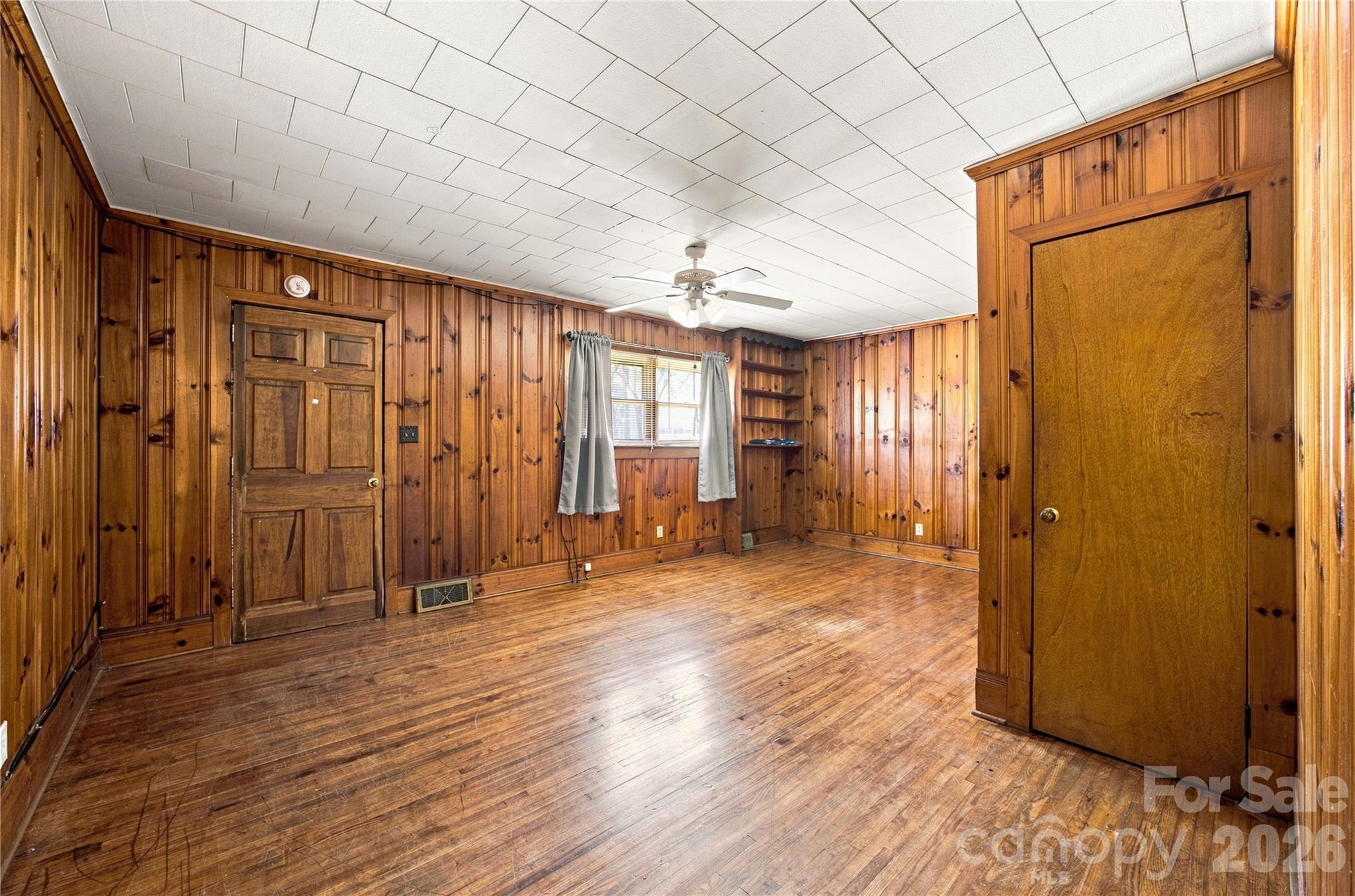 2424 Griffith Road Property Photo 23