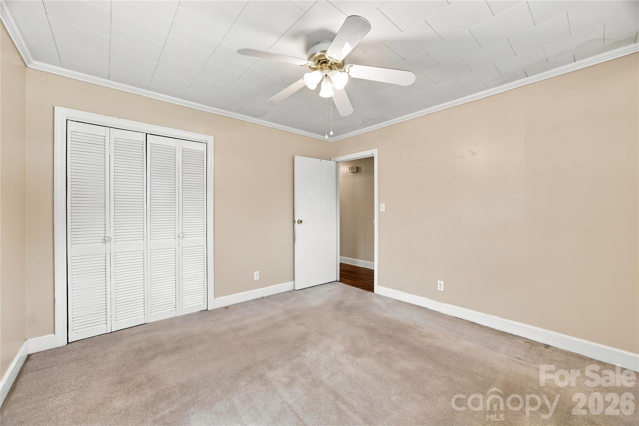 2424 Griffith Road Property Photo 29