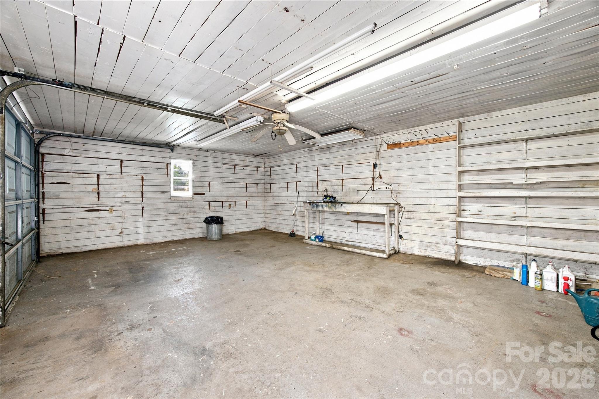 2424 Griffith Road Property Photo 30