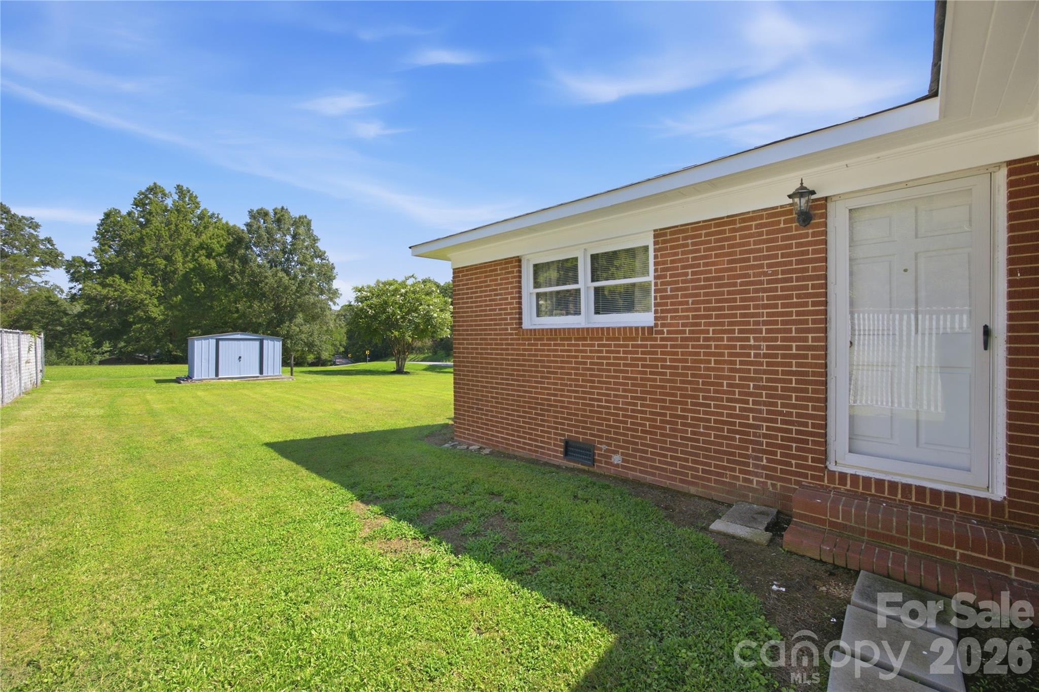 2424 Griffith Road Property Photo 33