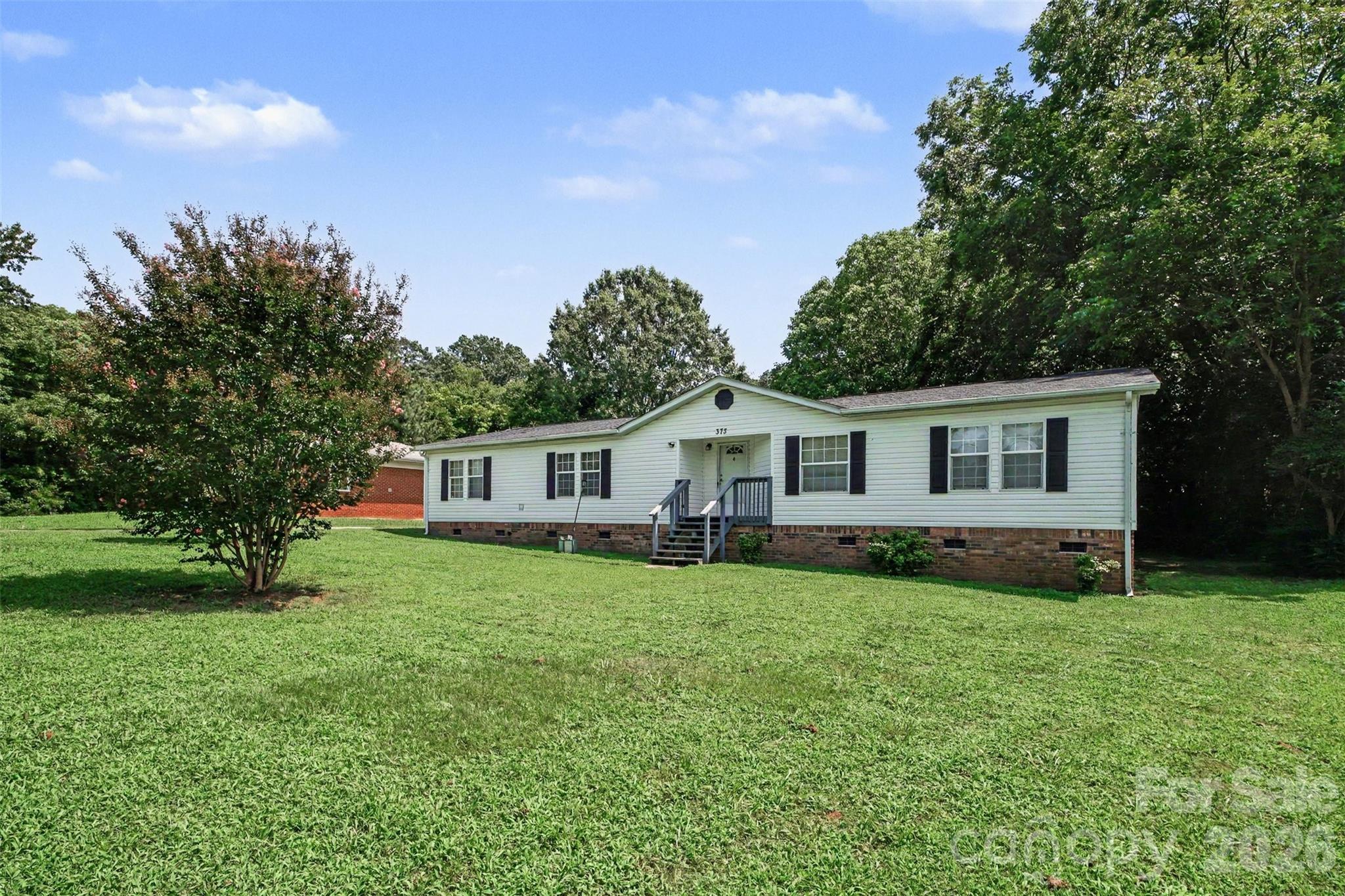 373 Laney Street Property Photo 1