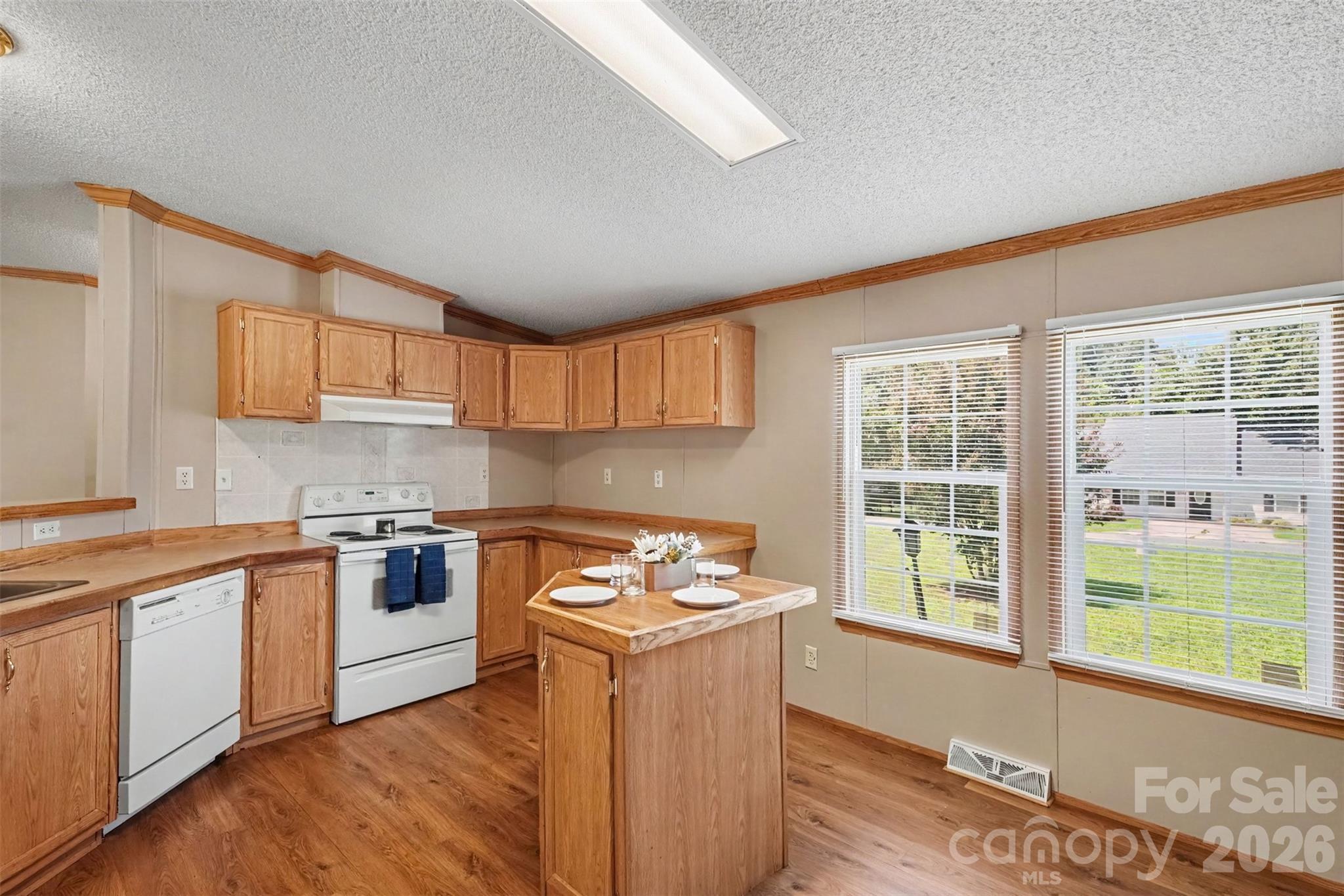 373 Laney Street Property Photo 11