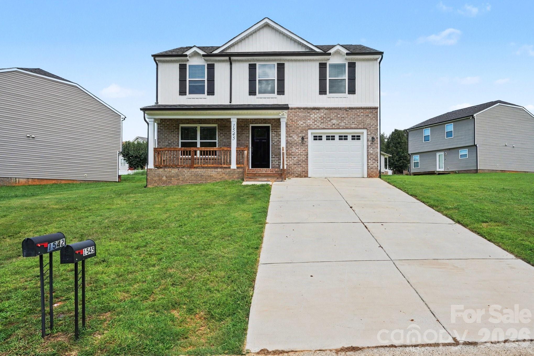 1545 Mayfair Drive Property Photo 1