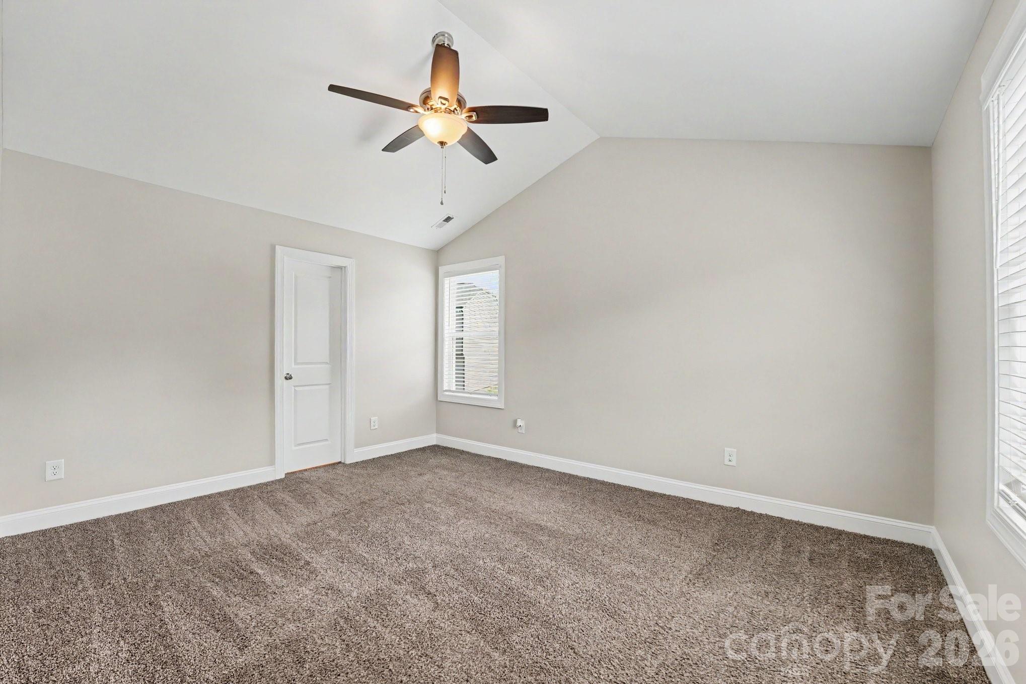 1545 Mayfair Drive Property Photo 6