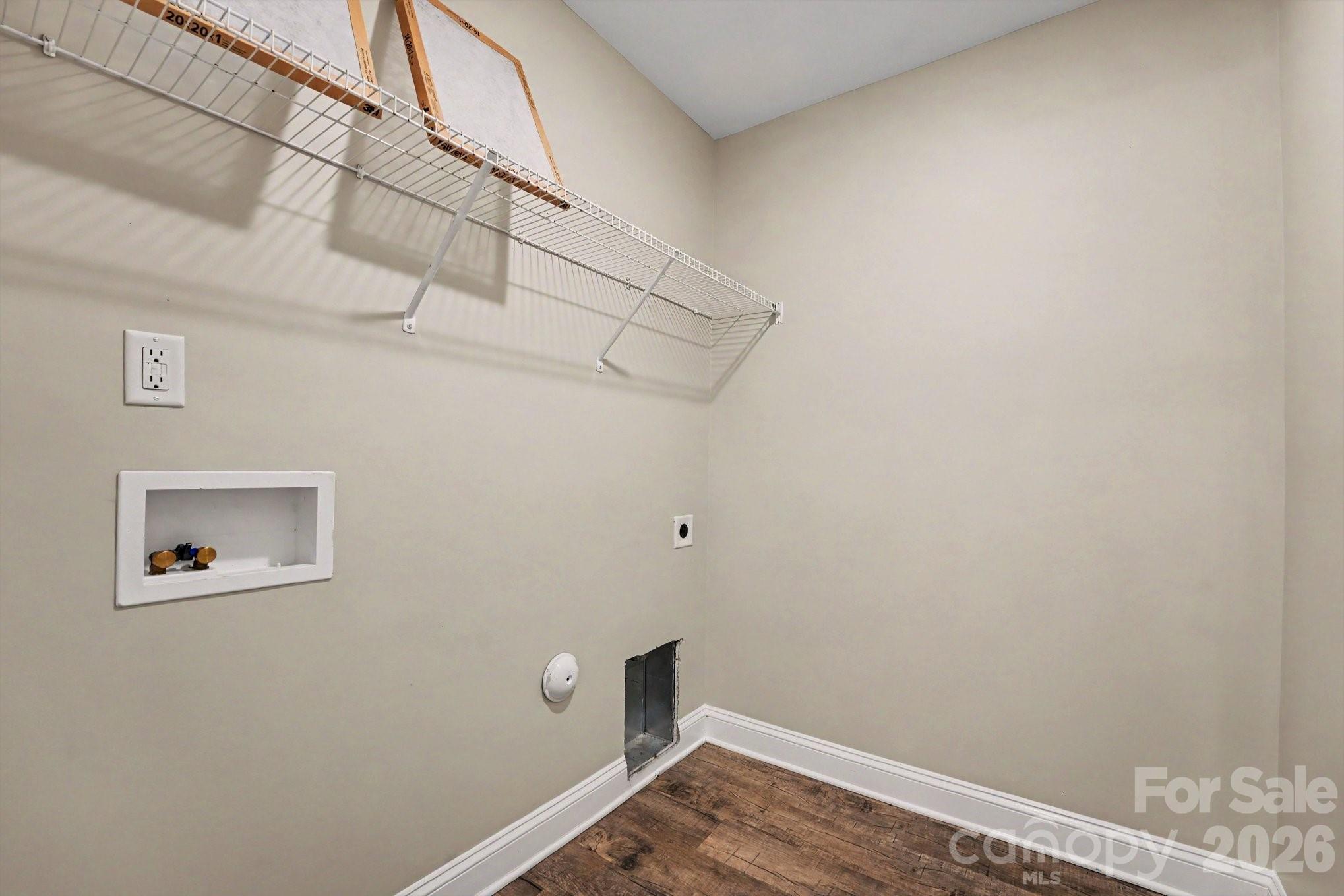 1545 Mayfair Drive Property Photo 13