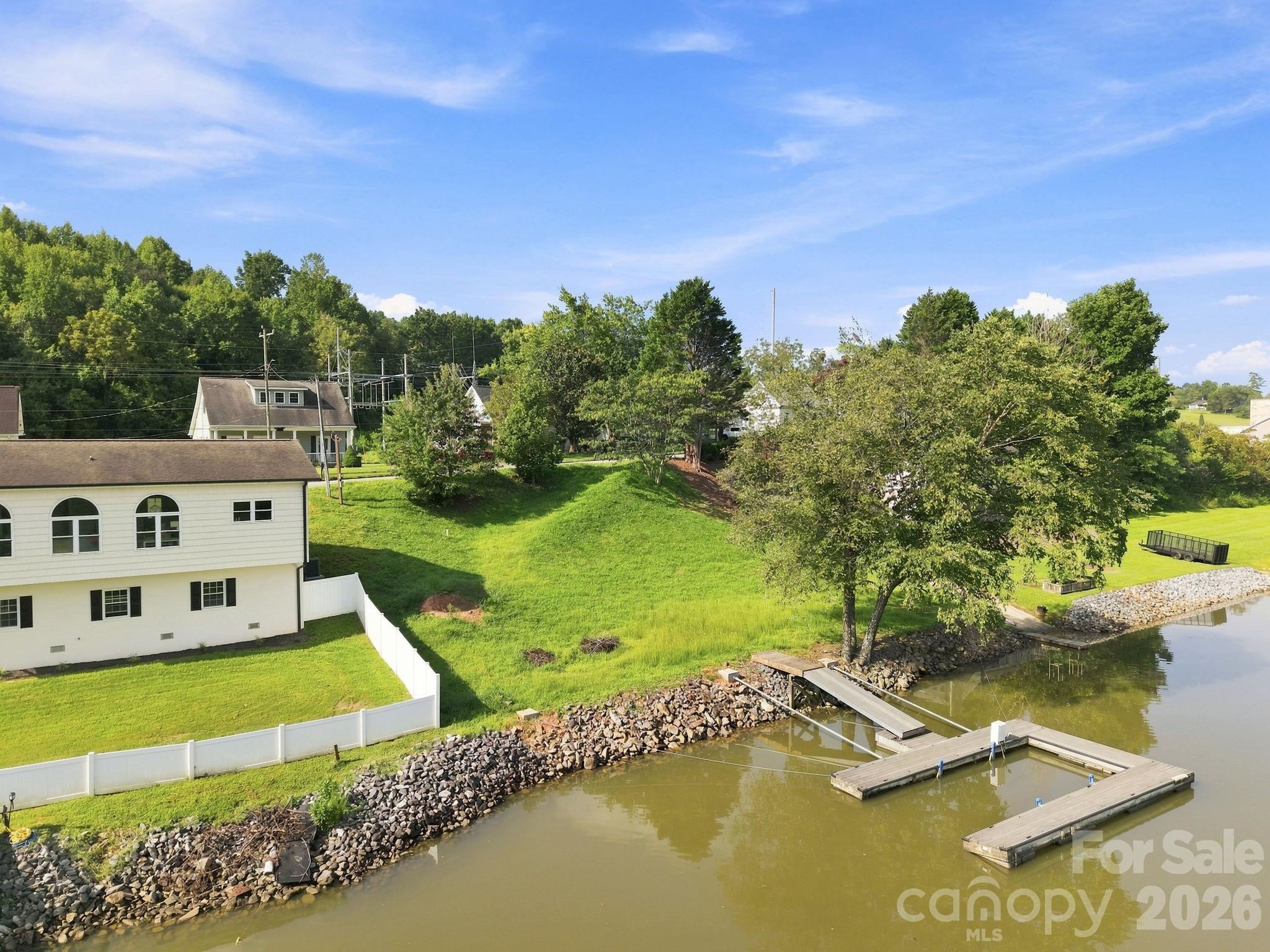 207 Catawba Avenue Property Photo 2