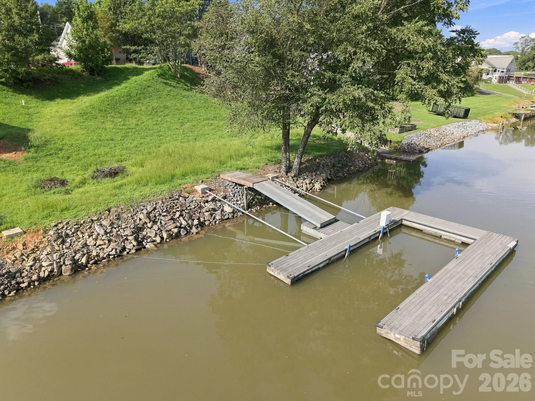 207 Catawba Avenue Property Photo 6