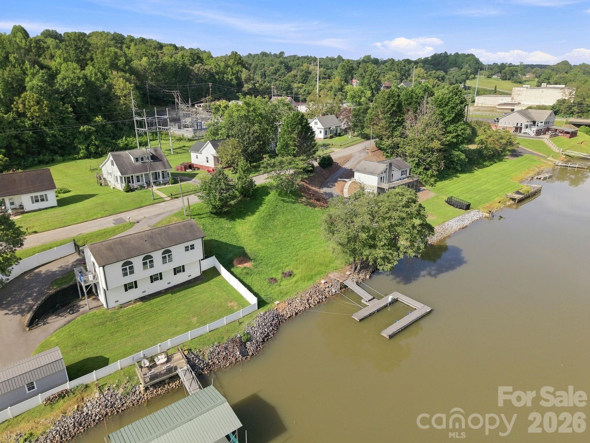207 Catawba Avenue Property Photo 7