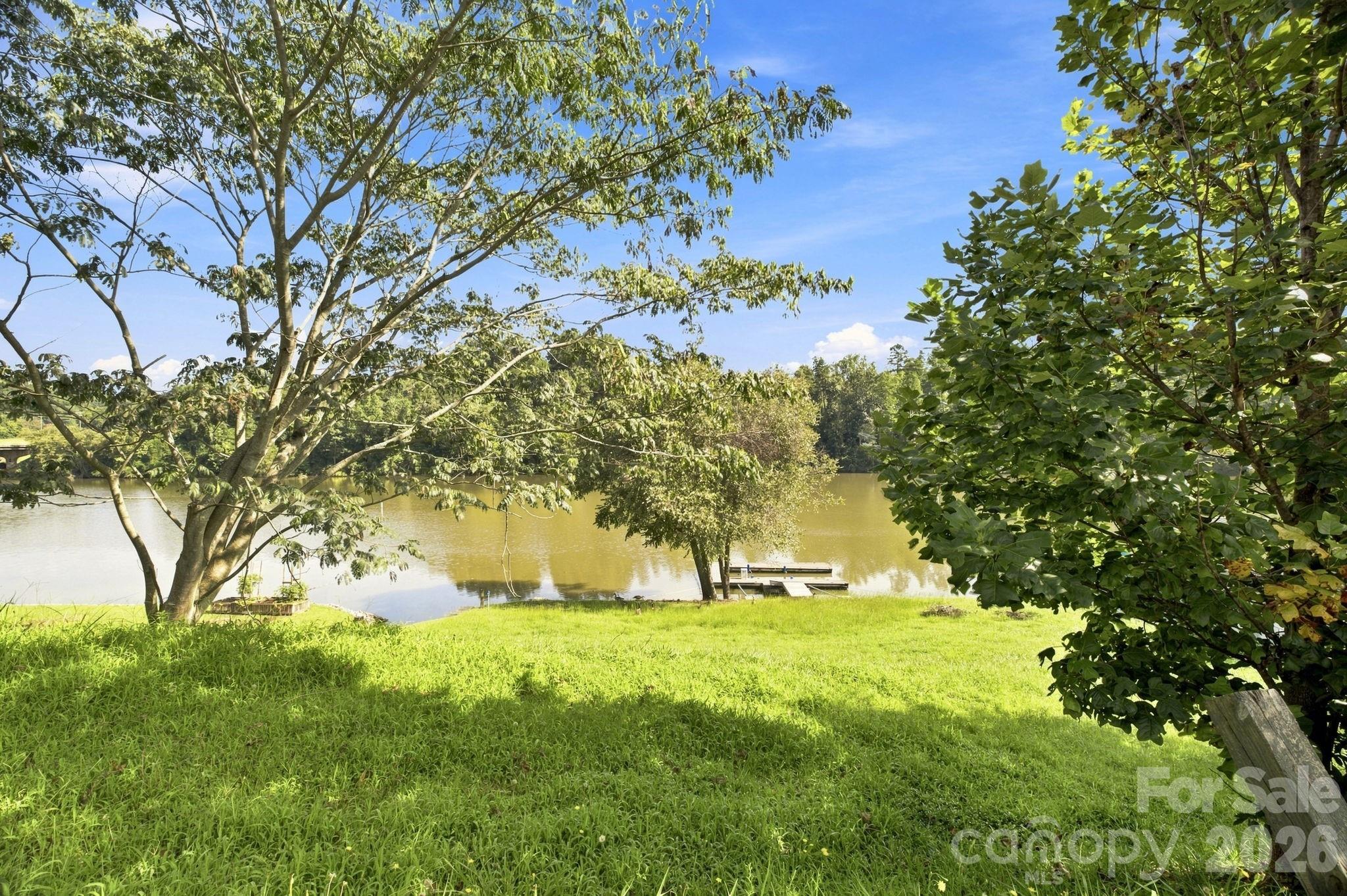 207 Catawba Avenue Property Photo 14