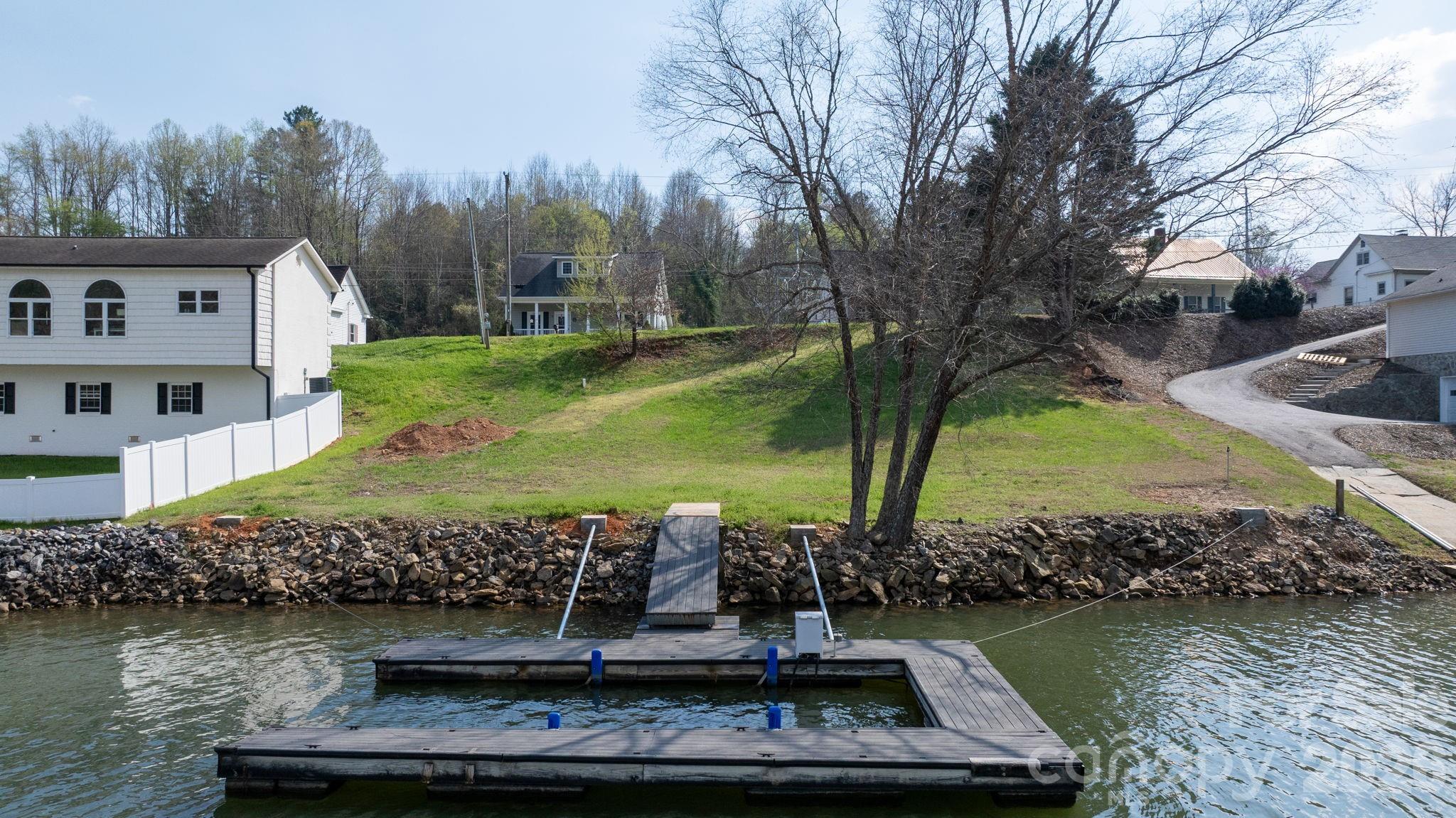 207 Catawba Avenue Property Photo 35
