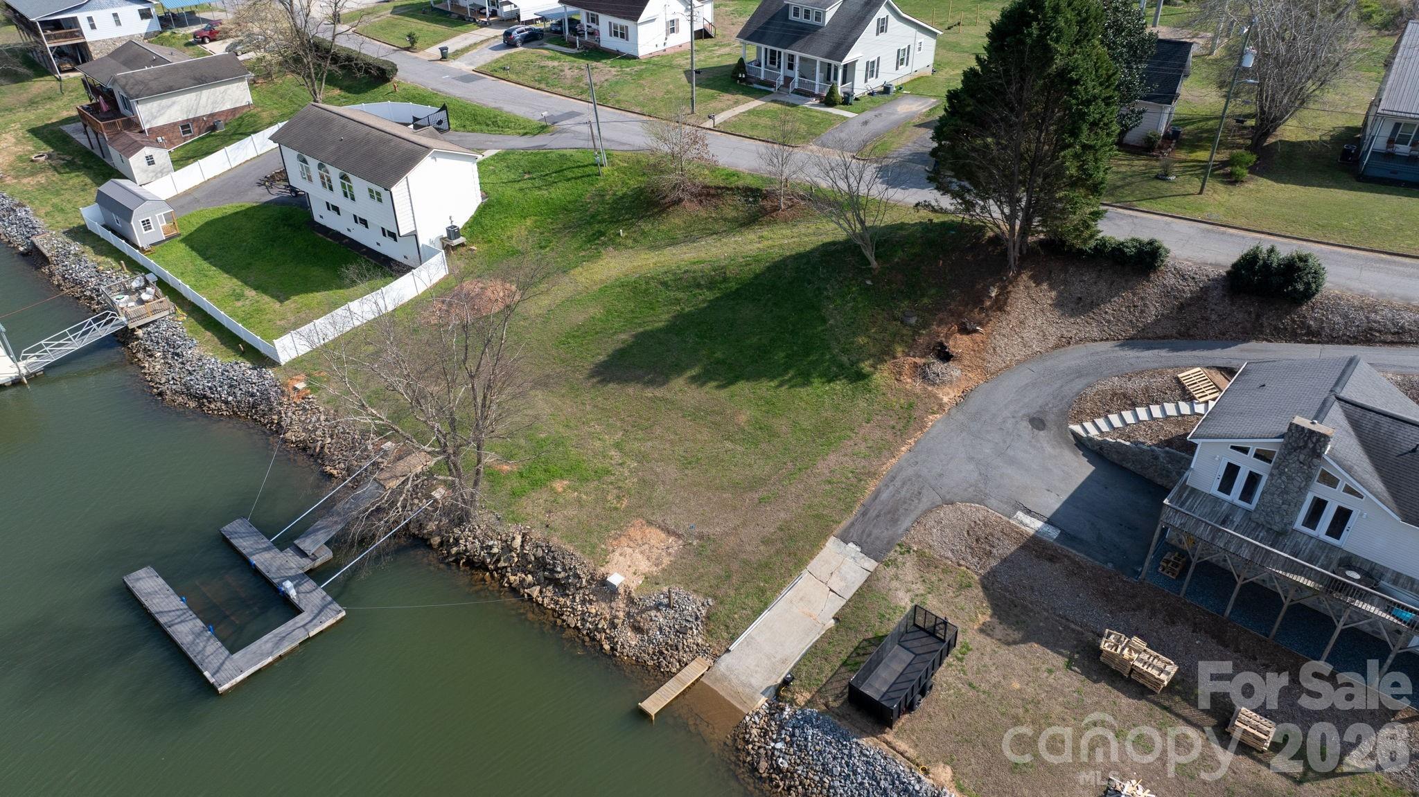 207 Catawba Avenue Property Photo 40