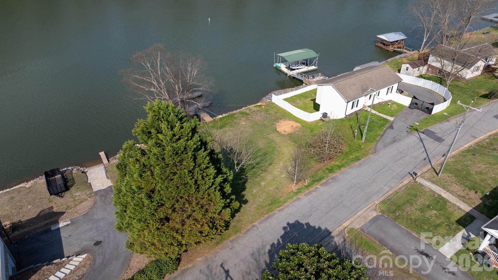 207 Catawba Avenue Property Photo 42