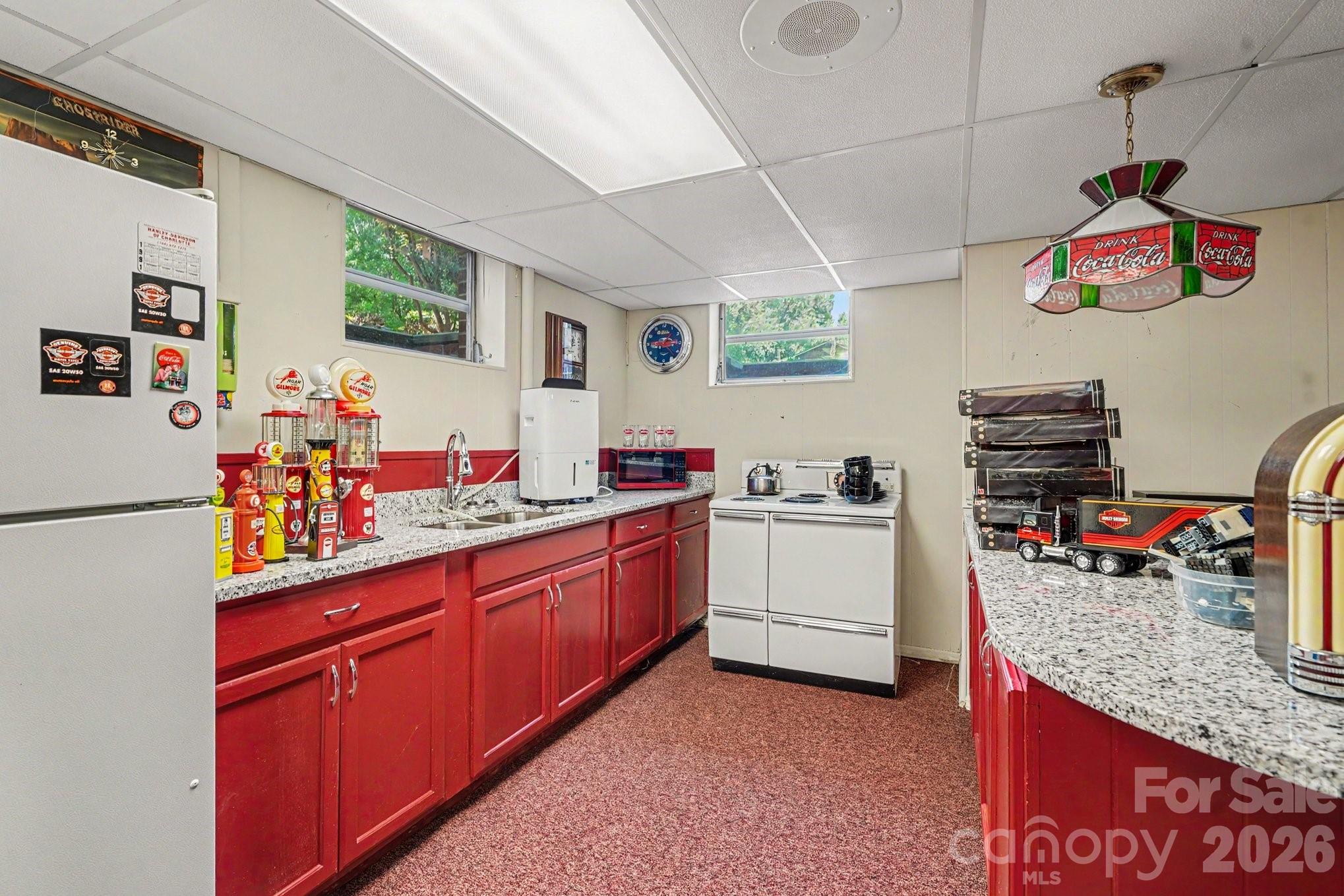 103 Dale Avenue Property Photo 12