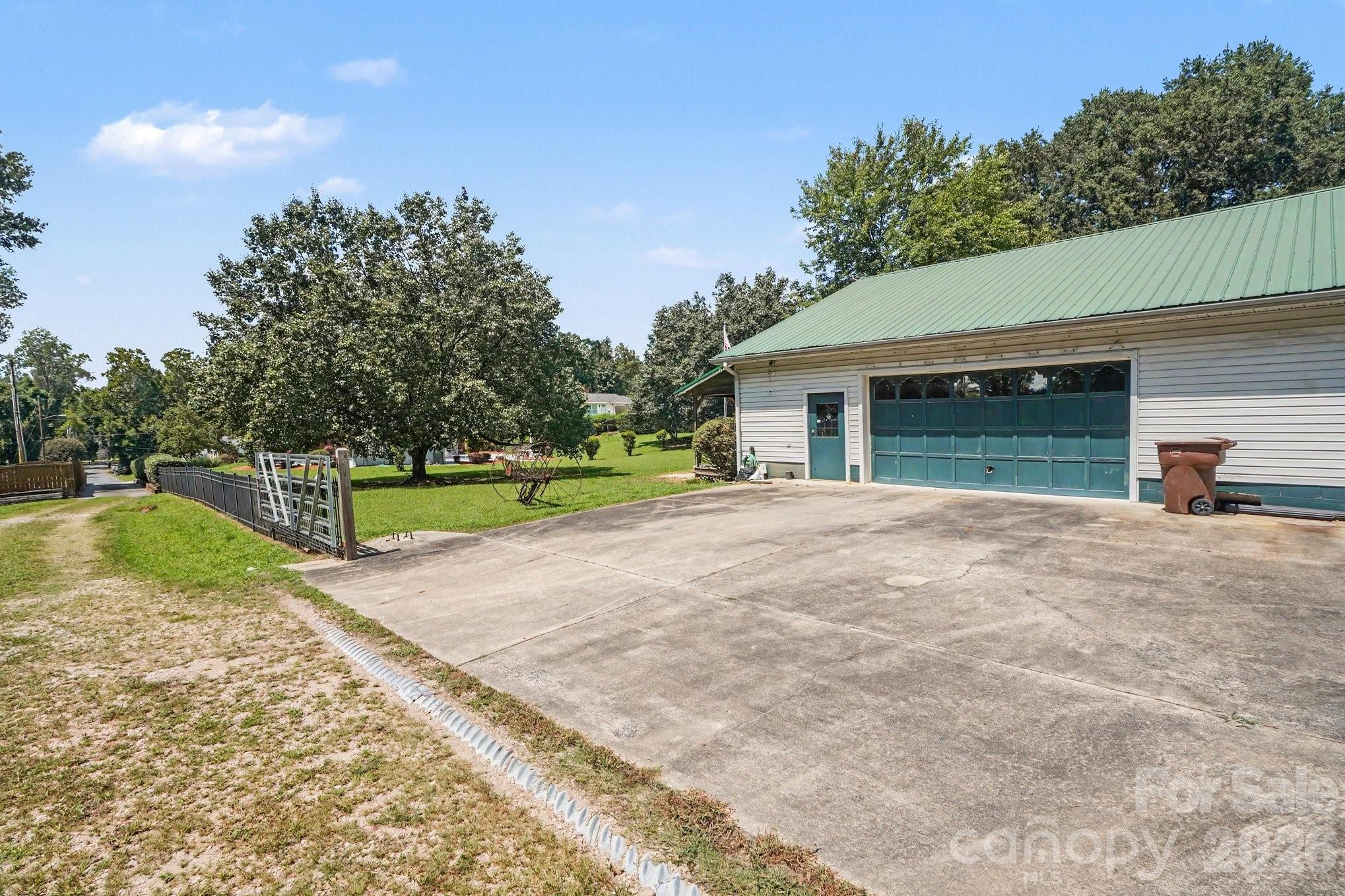 103 Dale Avenue Property Photo 23