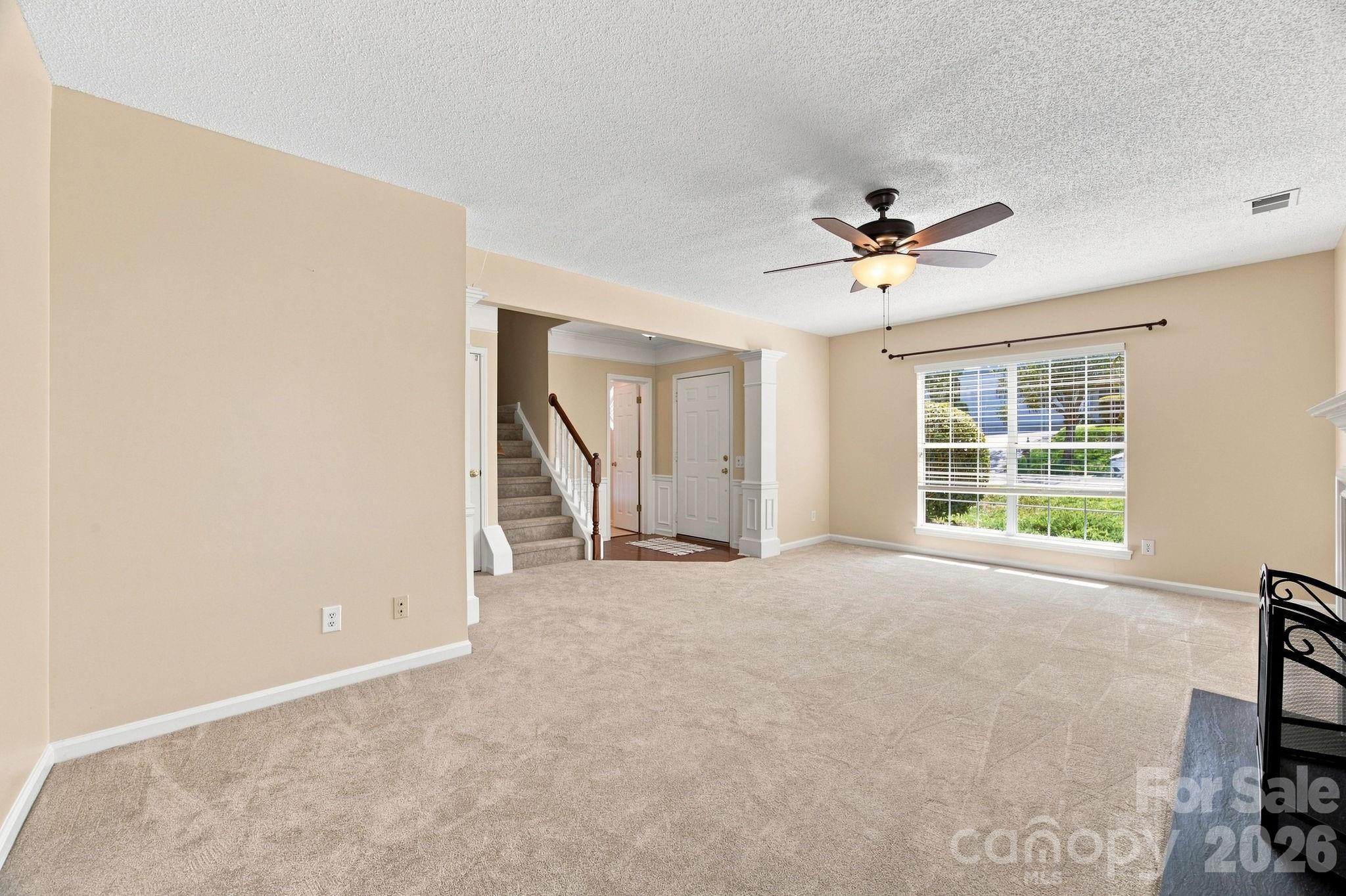 124 Aylesbury Lane Property Photo 6