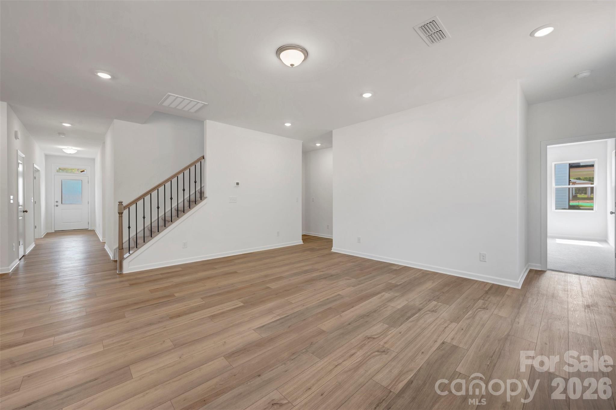 245 Amber Glen Drive Property Photo 14