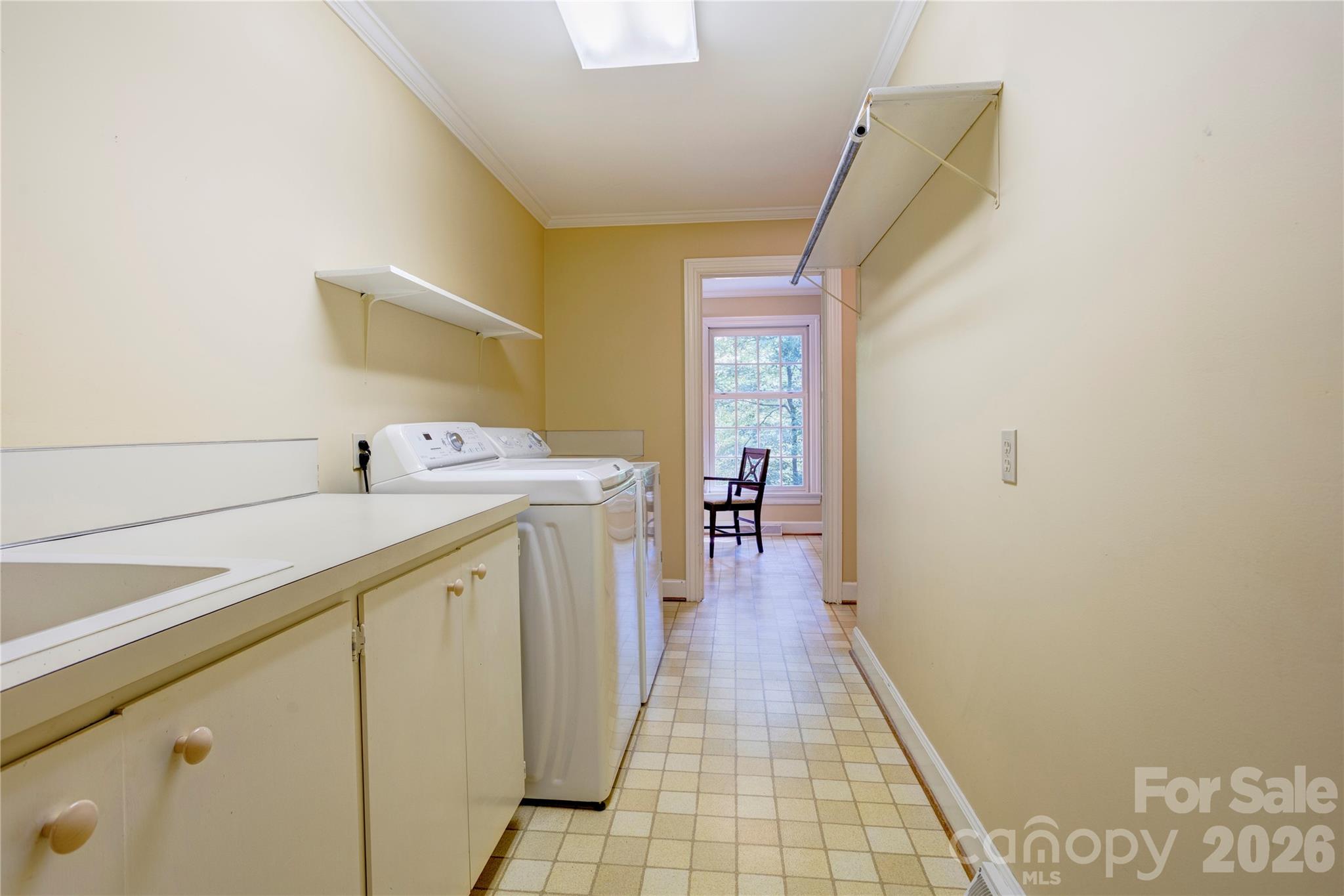 129 Overbrook Drive Property Photo 6