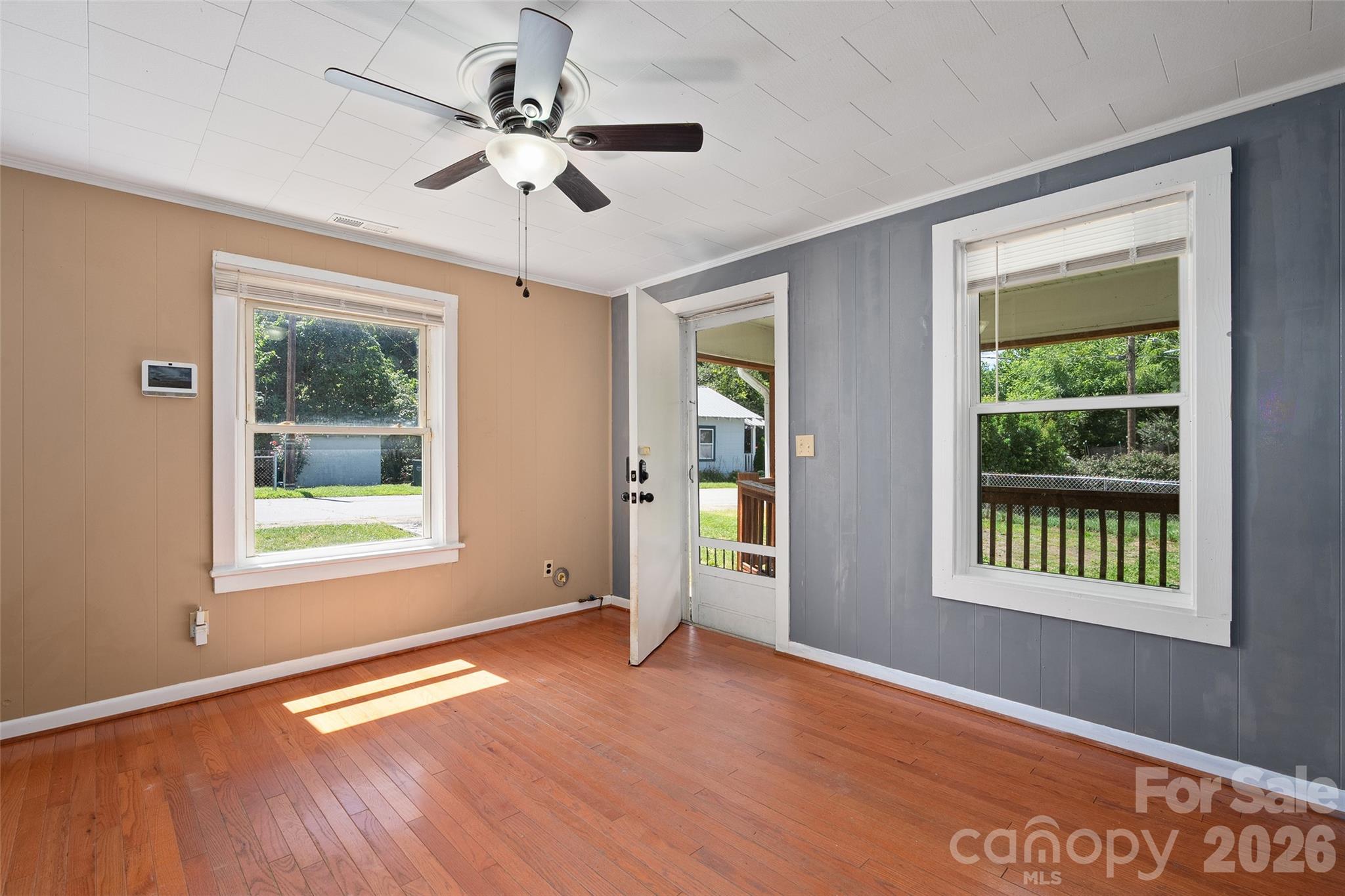 417 Riverbend Street Property Photo 7