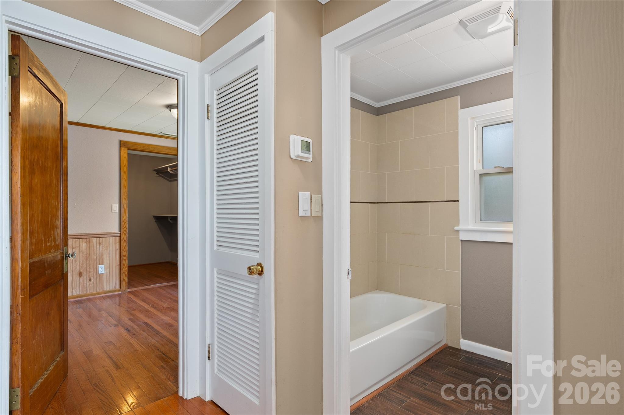 417 Riverbend Street Property Photo 14