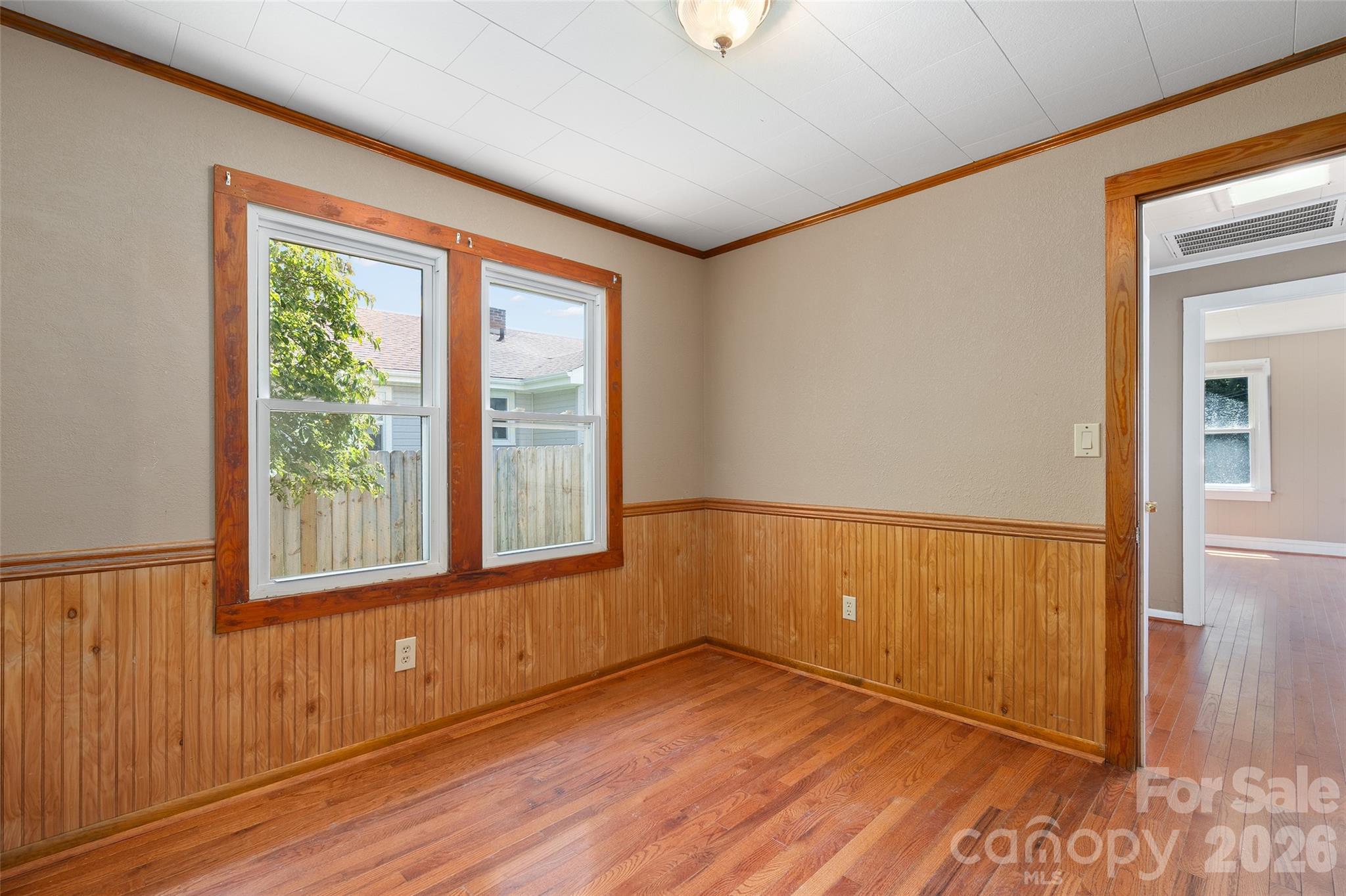 417 Riverbend Street Property Photo 15