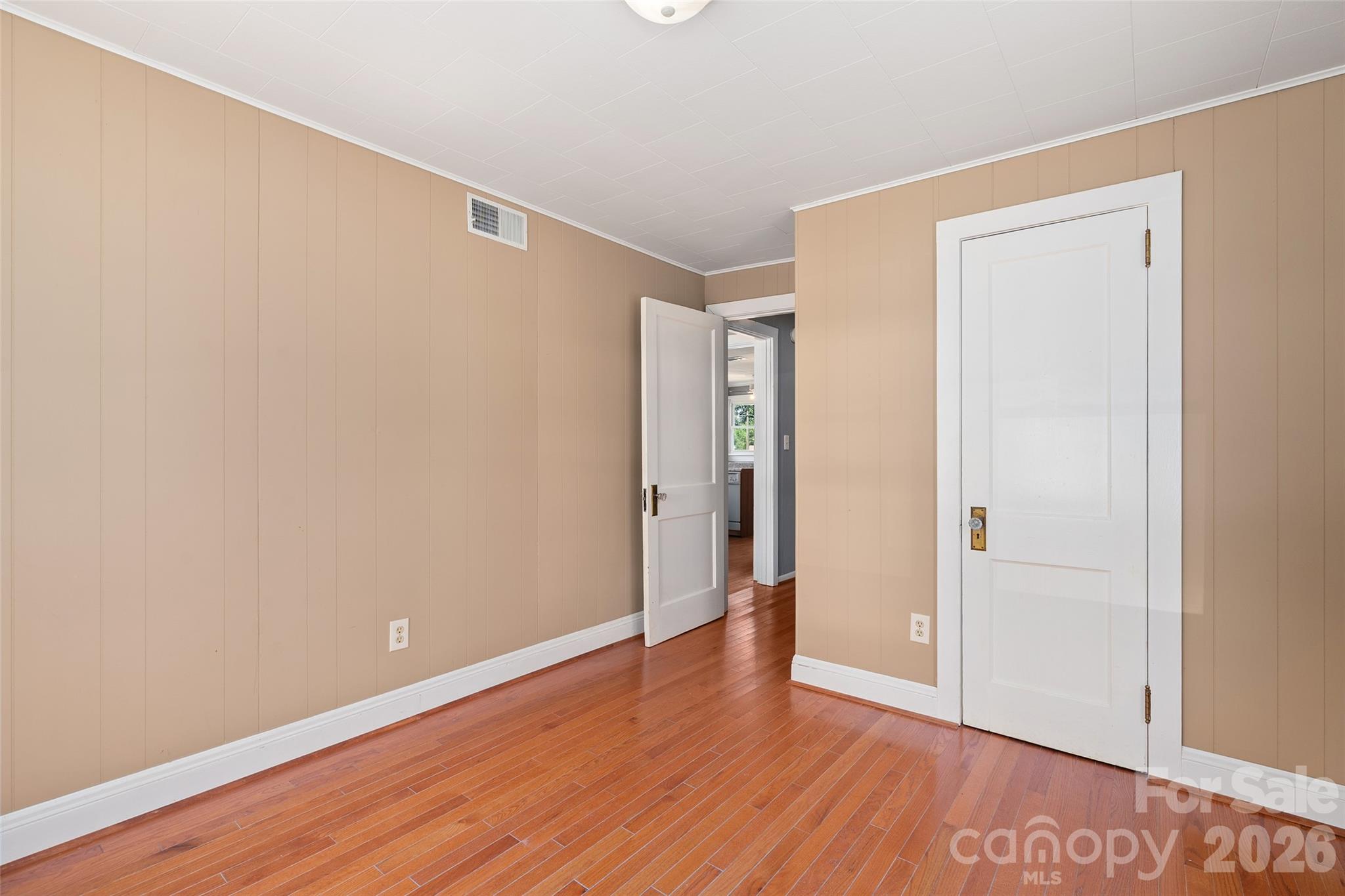 417 Riverbend Street Property Photo 19