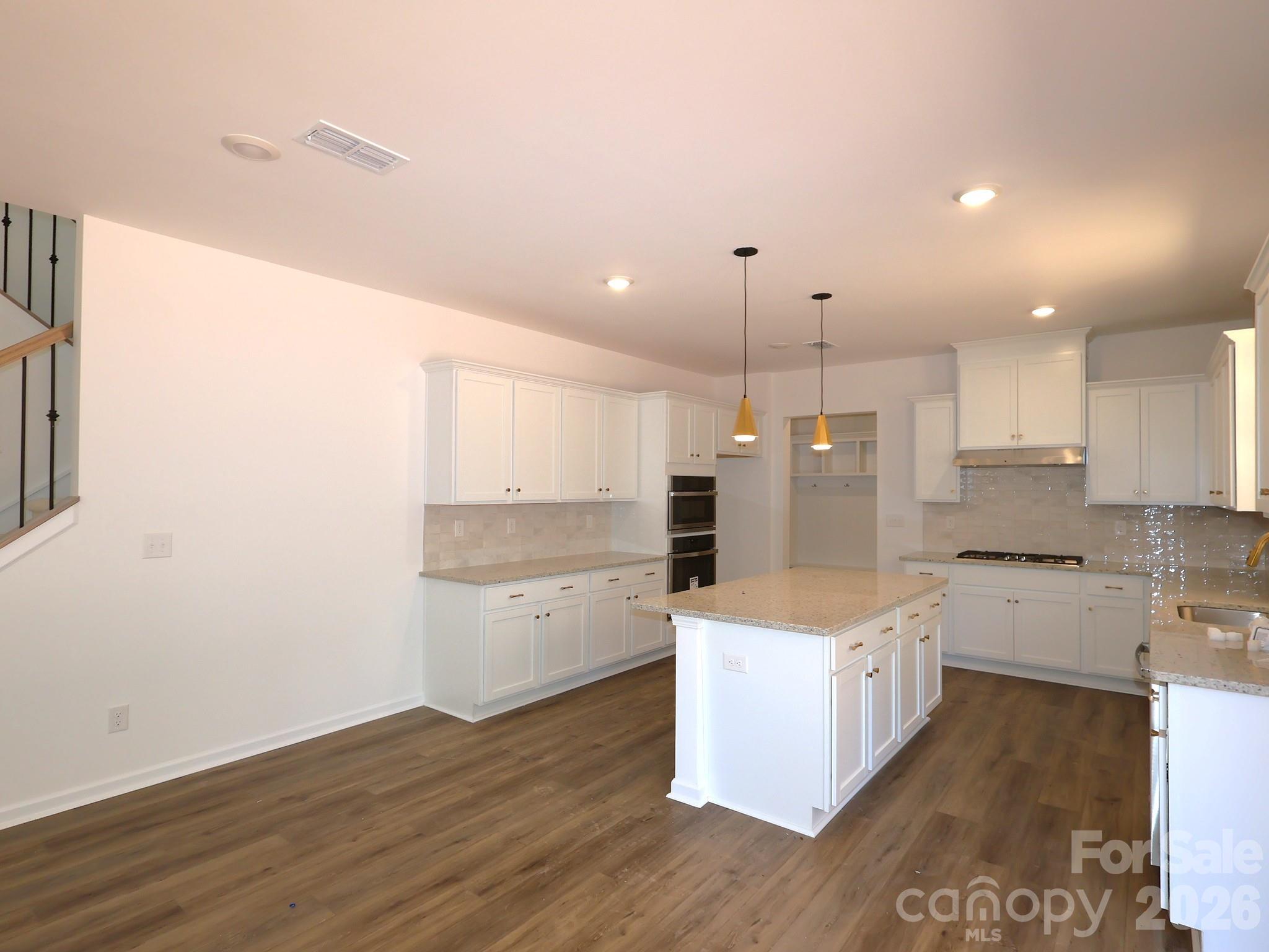 249 Amber Glen Drive Property Photo 4